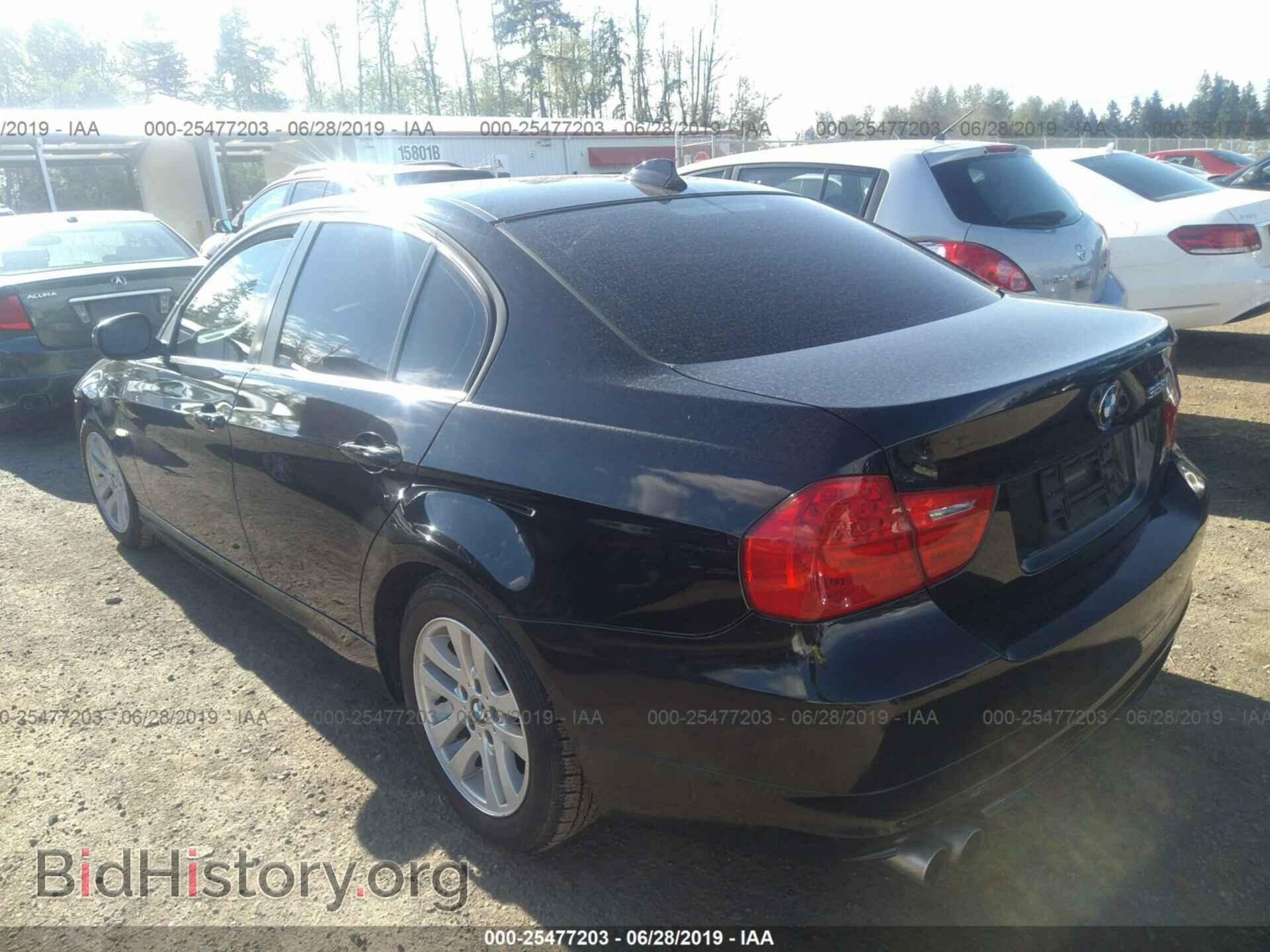 2010 BMW 328 - VIN: WBAPH7G53ANM53371 - Фото 3