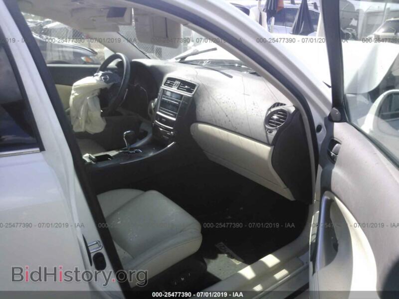 2010 Lexus IS (VIN JTHBF5C26A2098666) — photo 5 of 10