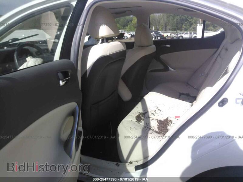 2010 Lexus IS (VIN JTHBF5C26A2098666) — photo 8 of 10