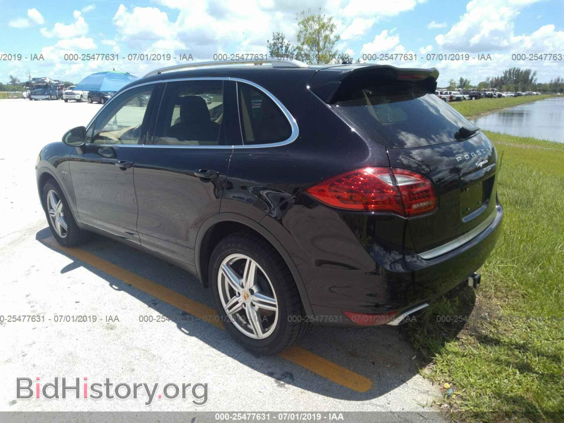 2014 PORSCHE CAYENNE - VIN: WP1AF2A20ELA31221 - Фото 3