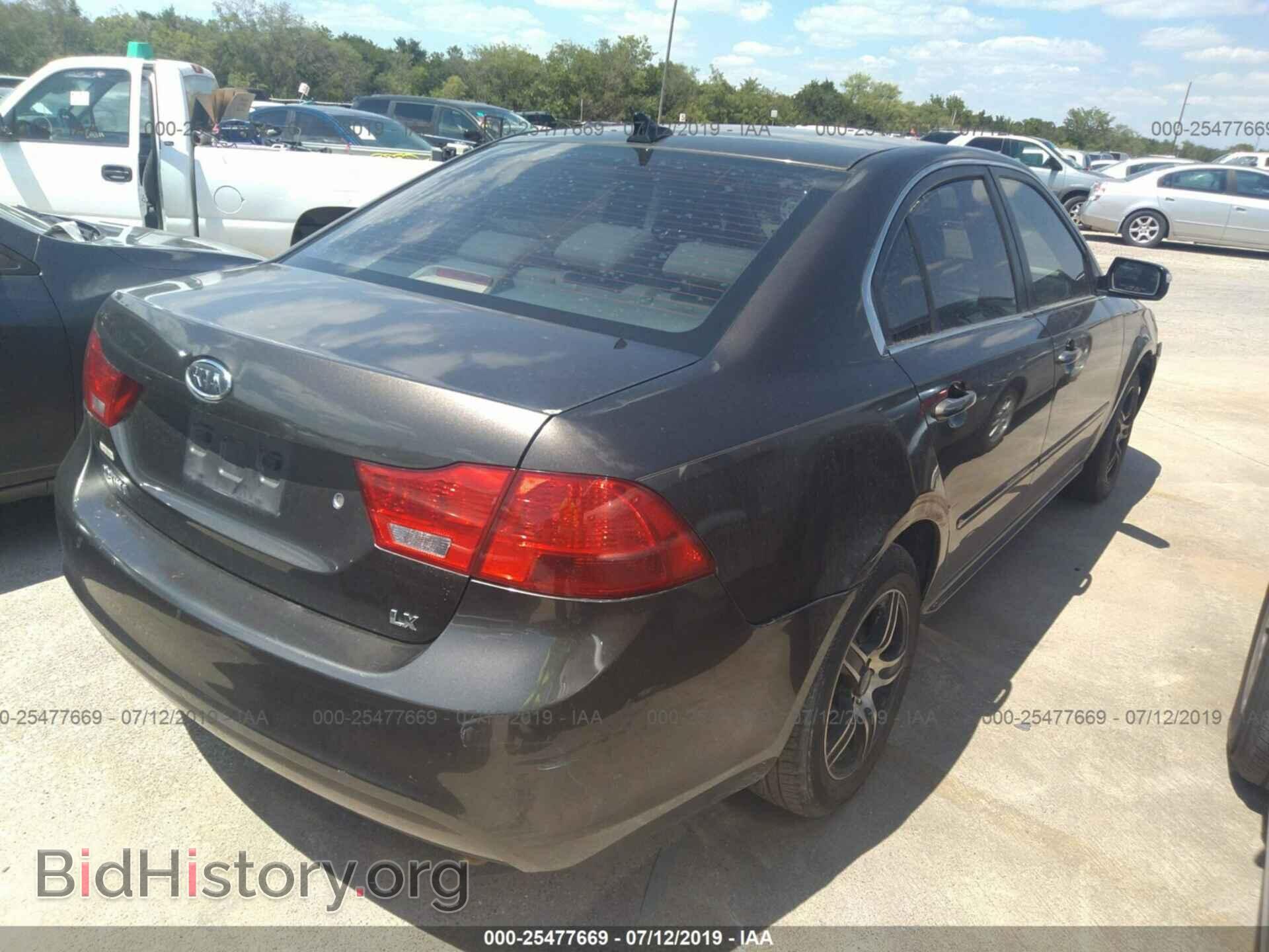 2009 KIA OPTIMA - VIN: KNAGE228695292720 - Фото 4