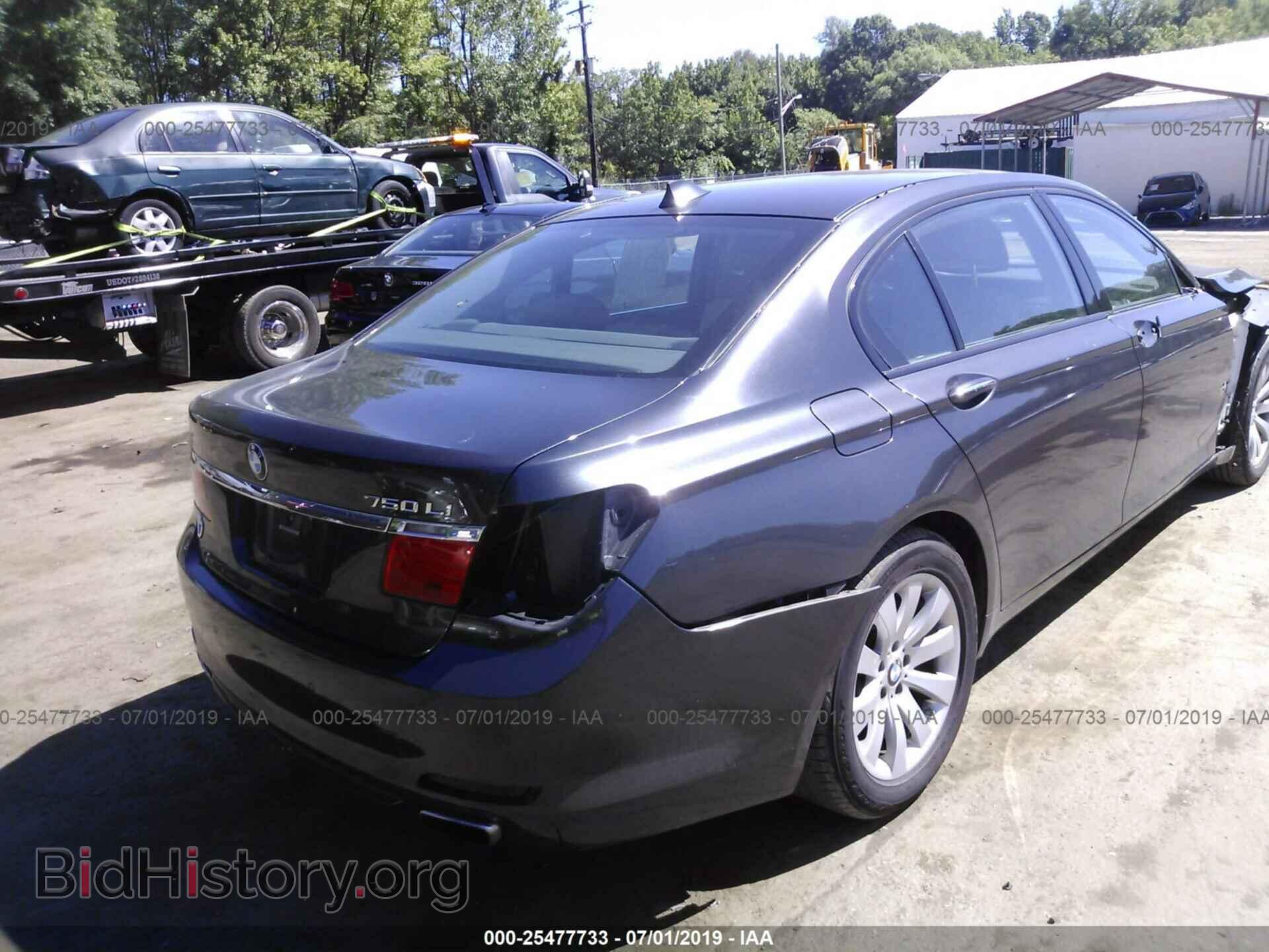 2011 BMW 750 - VIN: WBAKC8C5XBC433197 - Фото 4