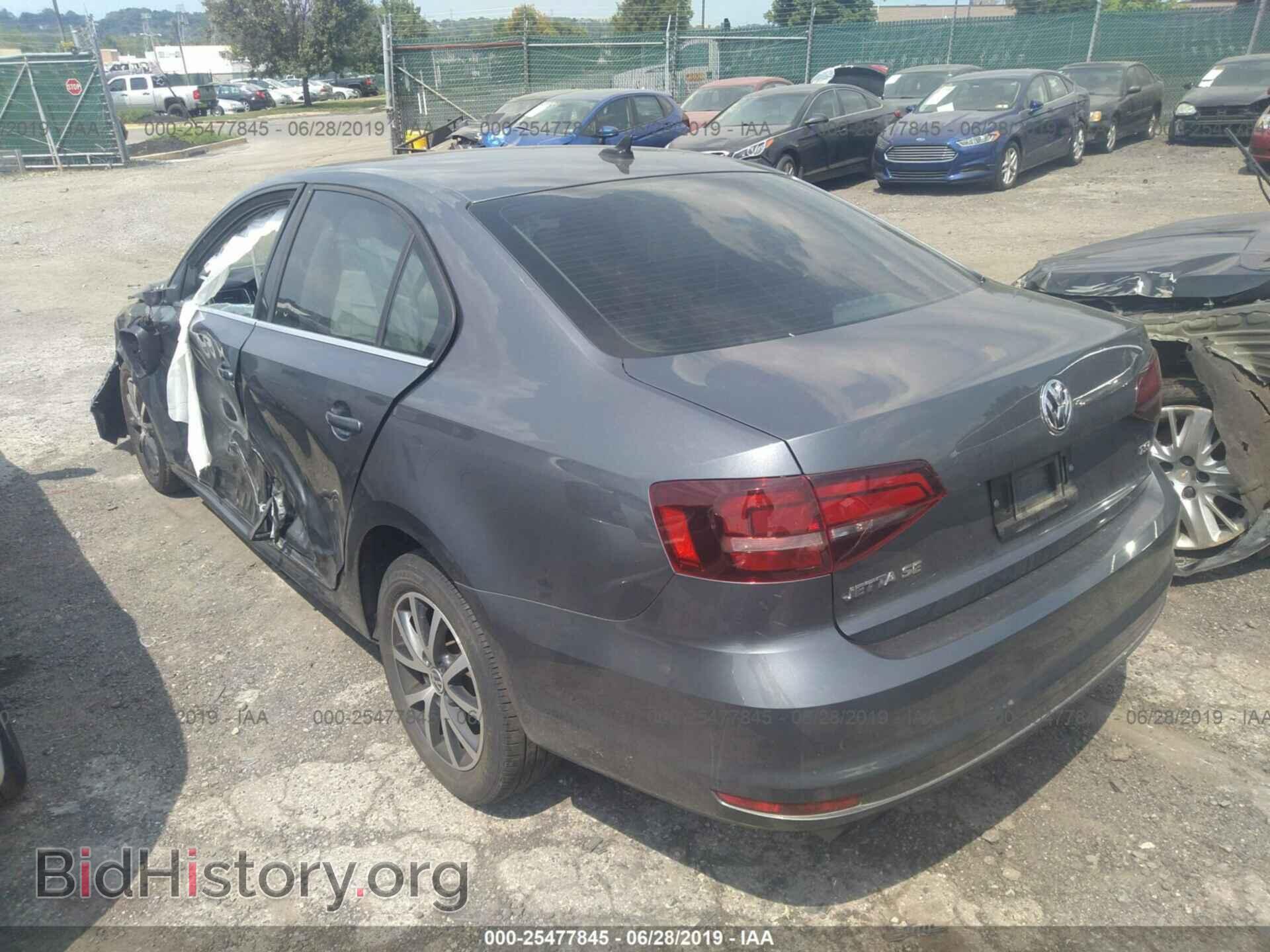 2017 VOLKSWAGEN JETTA - VIN: 3VWDB7AJ4HM271564 - Фото 3