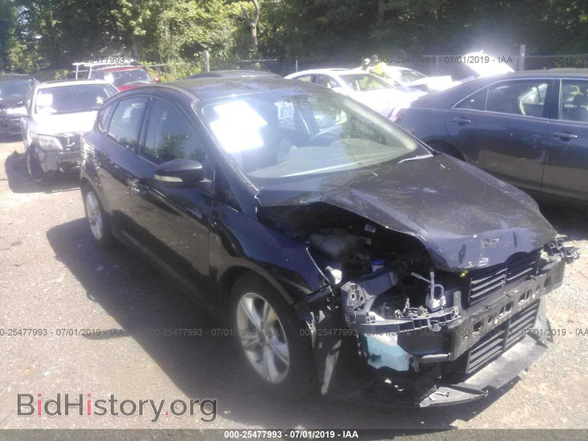 Photo 1FAHP3K23CL365909 - FORD FOCUS 2012