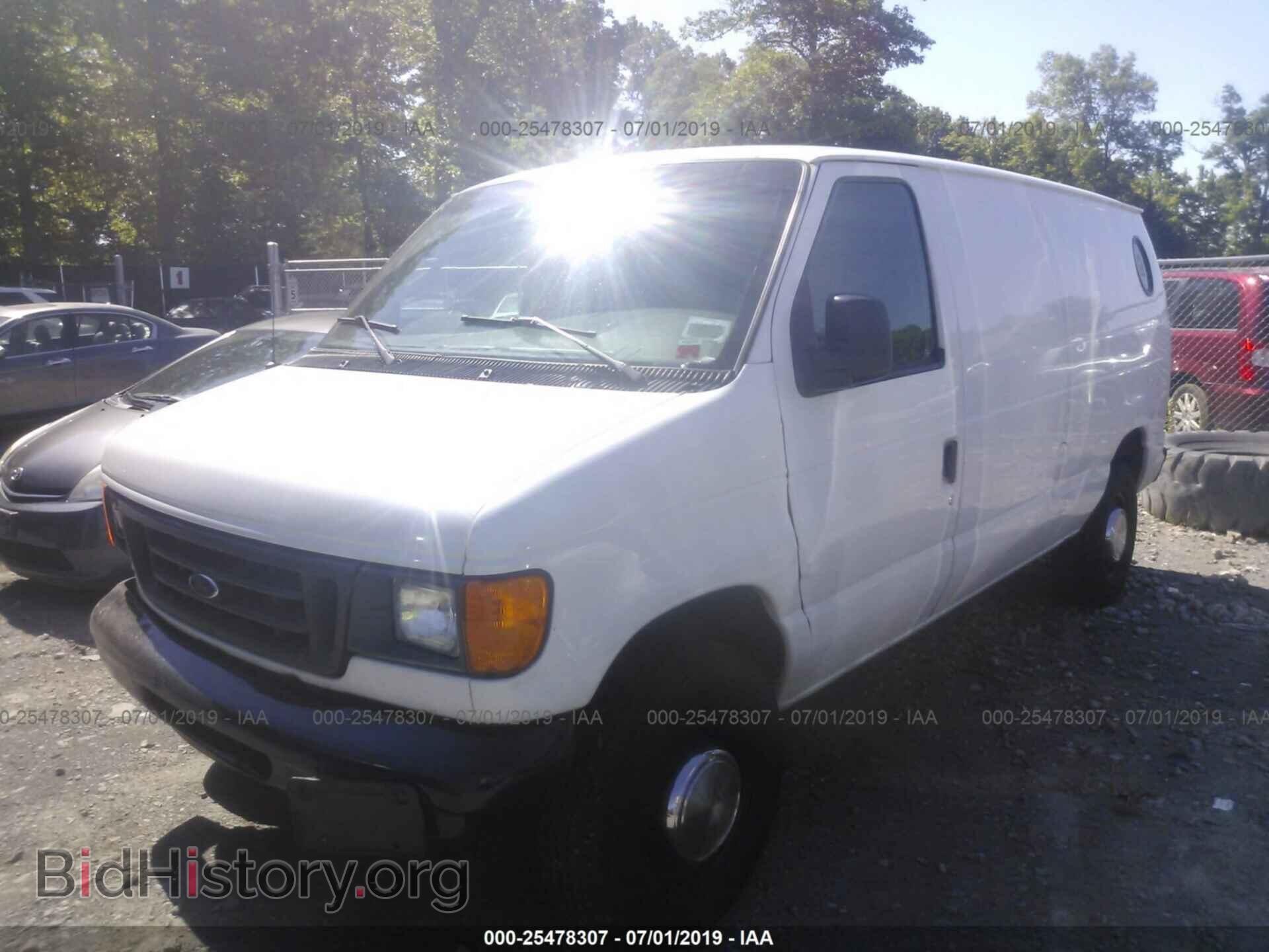 2006 FORD ECONOLINE - VIN: 1FTNE24W56HA18456 - Фото 2