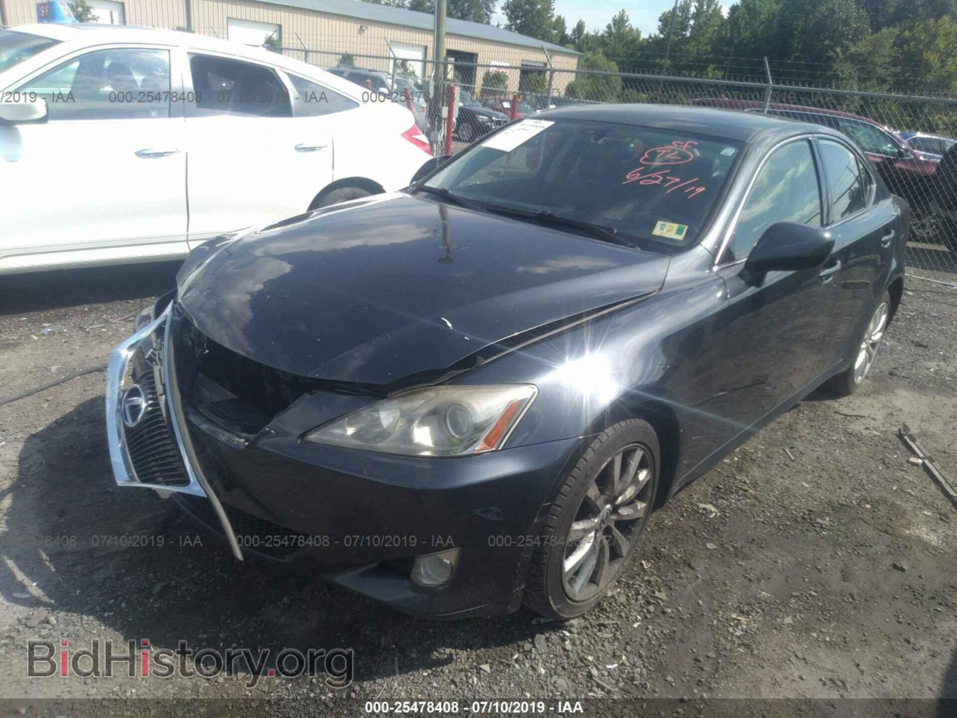 2007 LEXUS IS - VIN: JTHCK262572011679 - Photo 2
