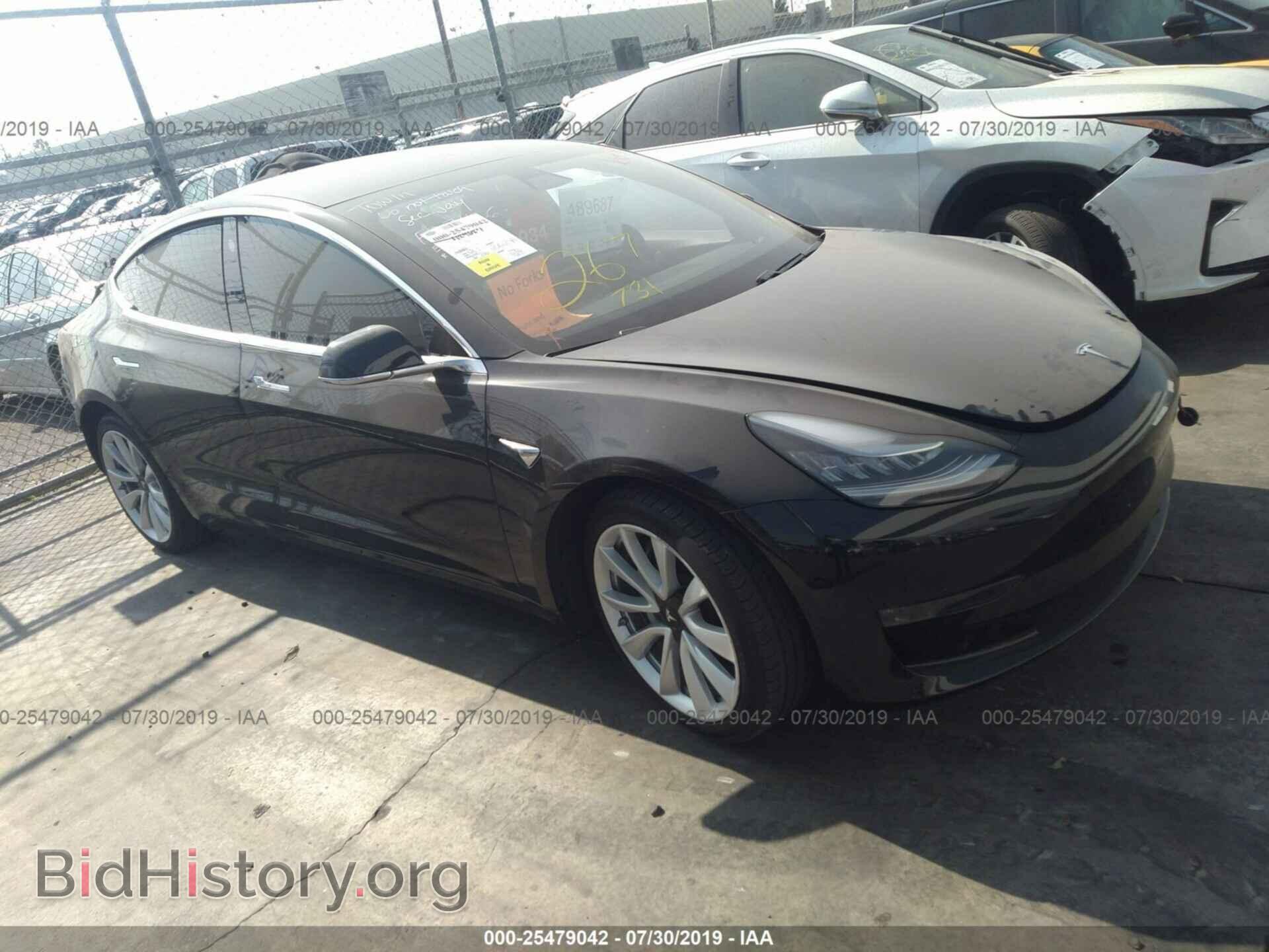 Фотография 5YJ3E1EA7JF071186 - TESLA MODEL 3 2018
