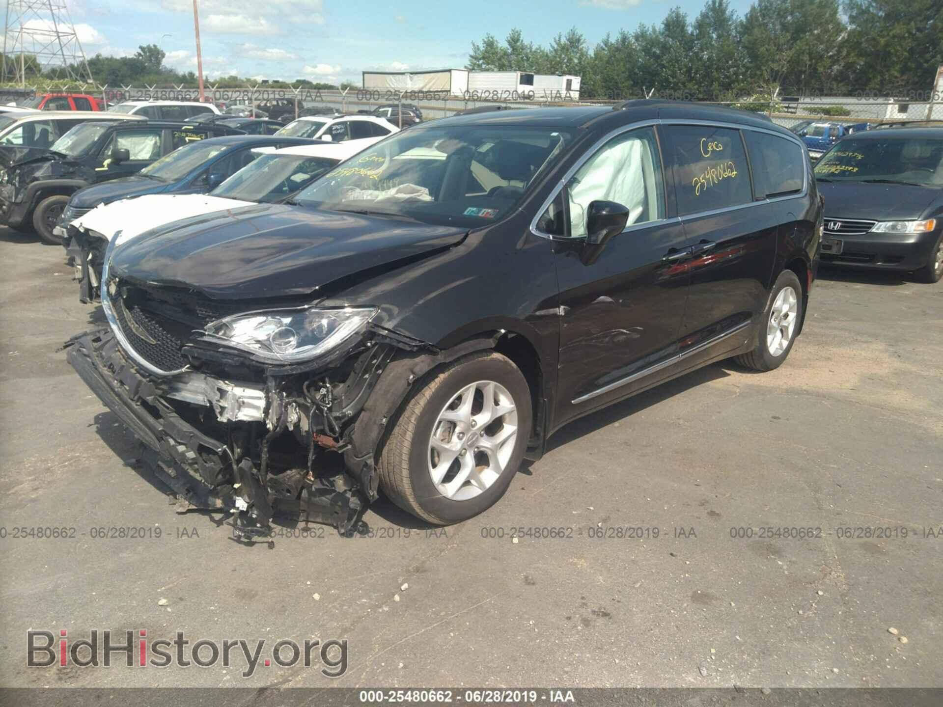 2017 CHRYSLER PACIFICA - VIN: 2C4RC1BG1HR708399 - Фото 2
