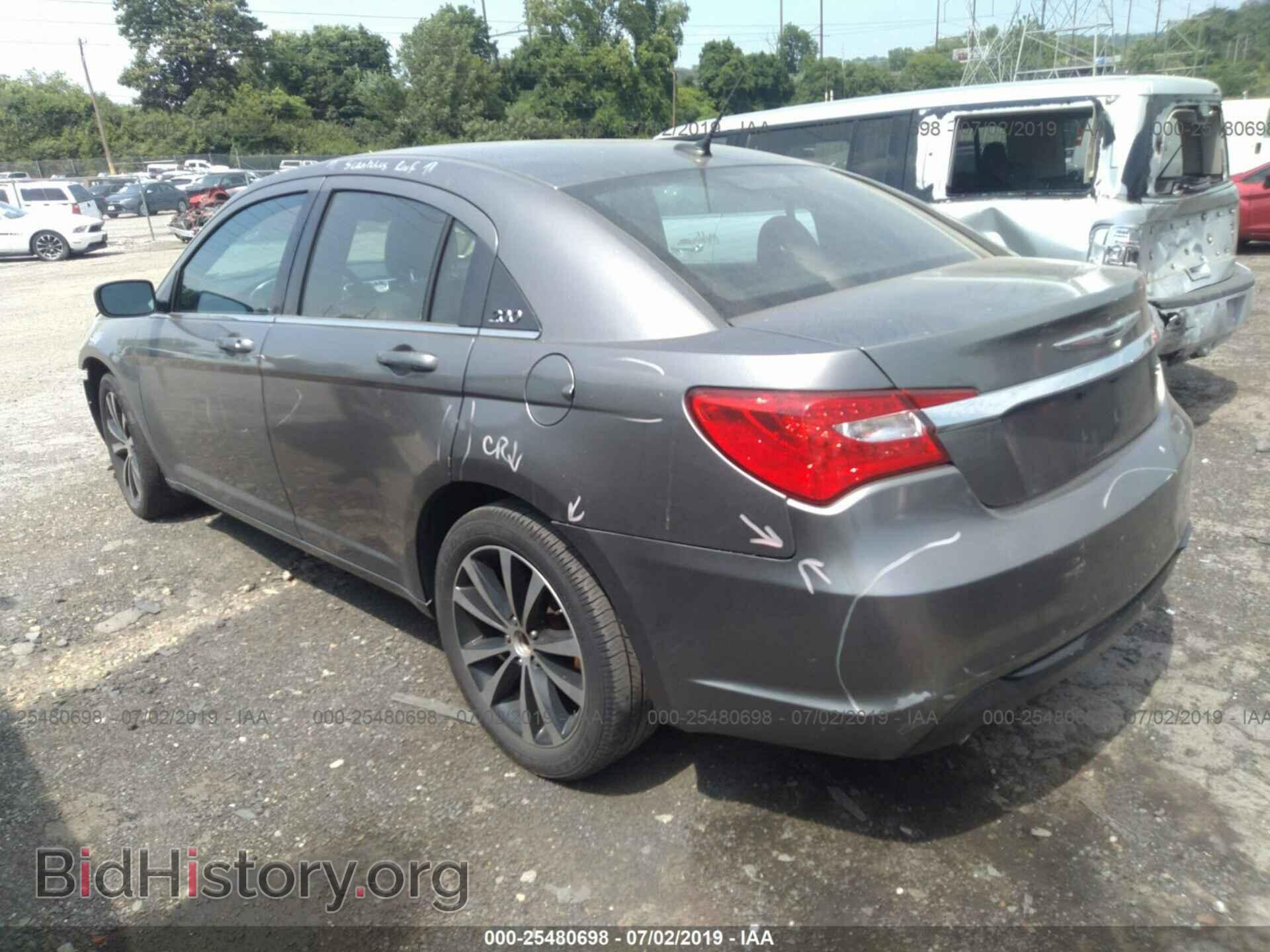 2013 CHRYSLER 200 - VIN: 1C3CCBBG6DN715470 - Photo 3