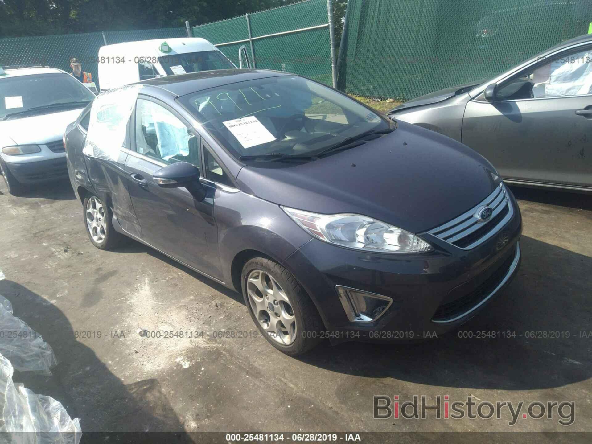 Photo 3FADP4CJ0DM217940 - FORD FIESTA 2013