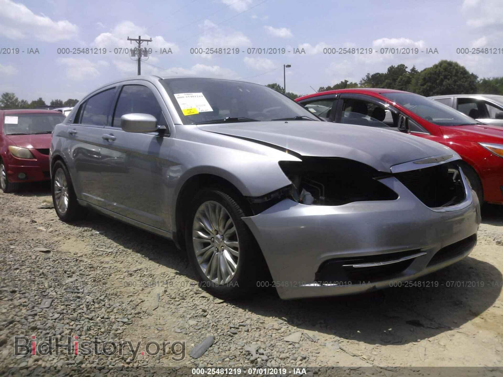 Photo 1C3CCBAB7DN671520 - CHRYSLER 200 2013