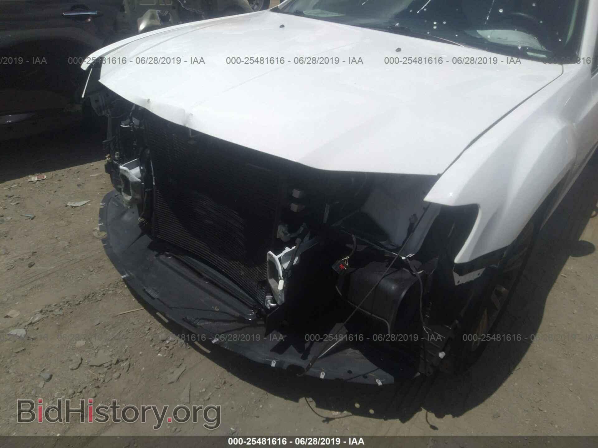 2017 Chrysler 300 - VIN: 2C3CCAAGXHH599541 - Фото 6