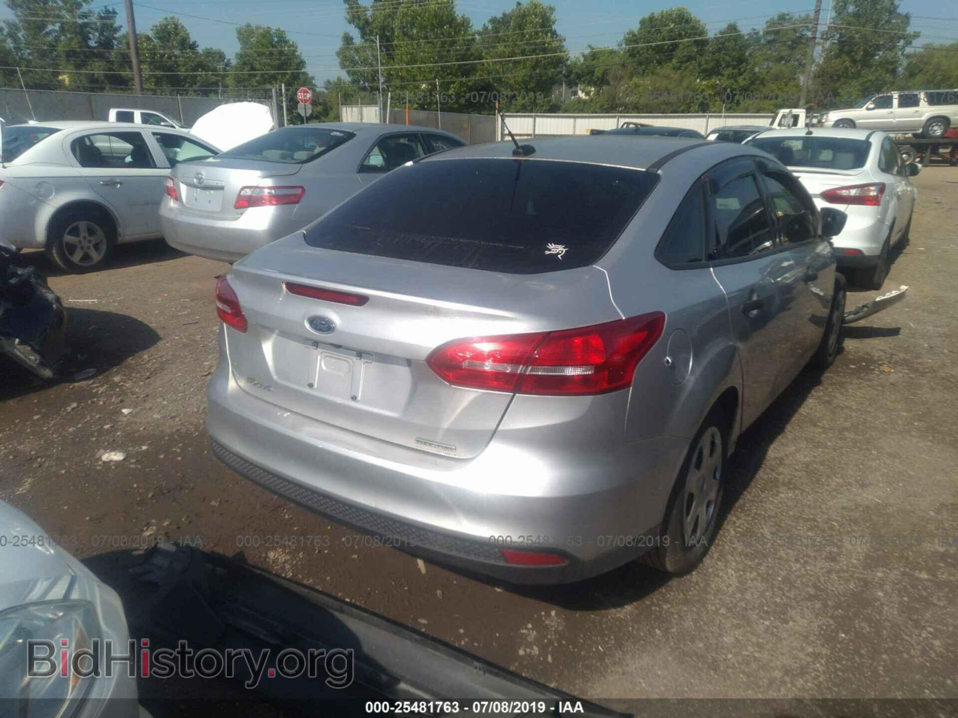 2016 FORD FOCUS - VIN: 1FADP3E28GL233759 - Photo 4