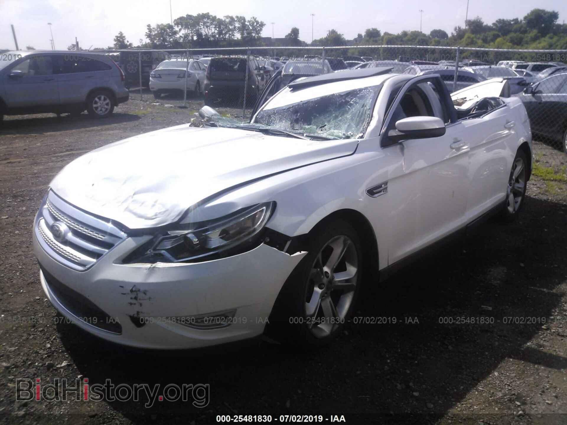 2011 FORD TAURUS - VIN: 1FAHP2KT6BG112237 - Фото 2