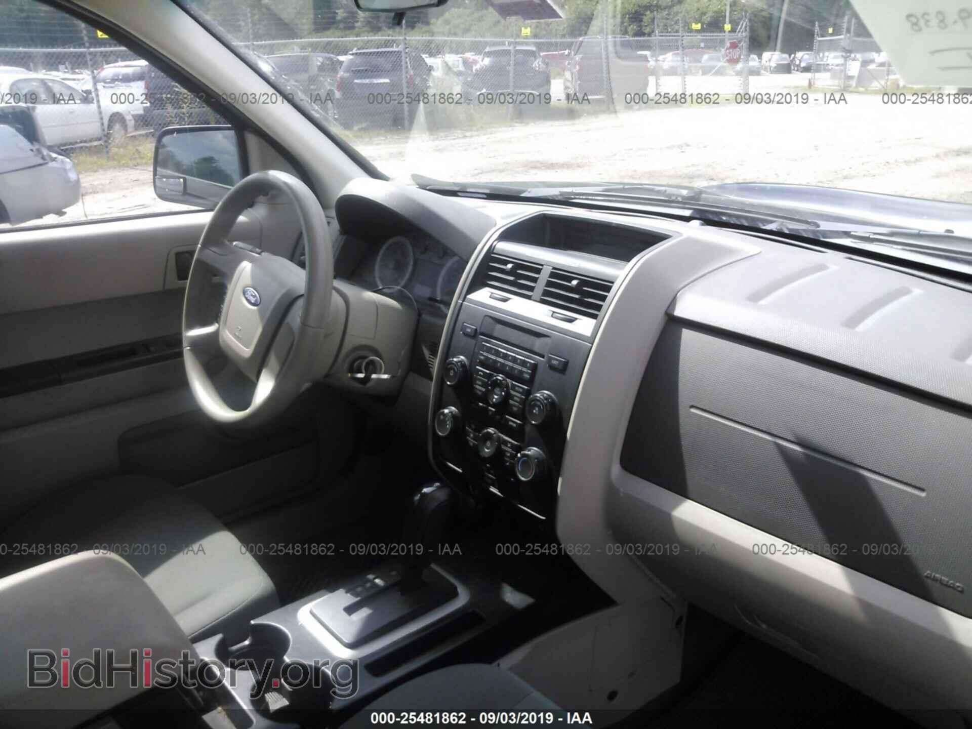 2009 FORD ESCAPE - VIN: 1FMCU02709KC57166 - Фото 5
