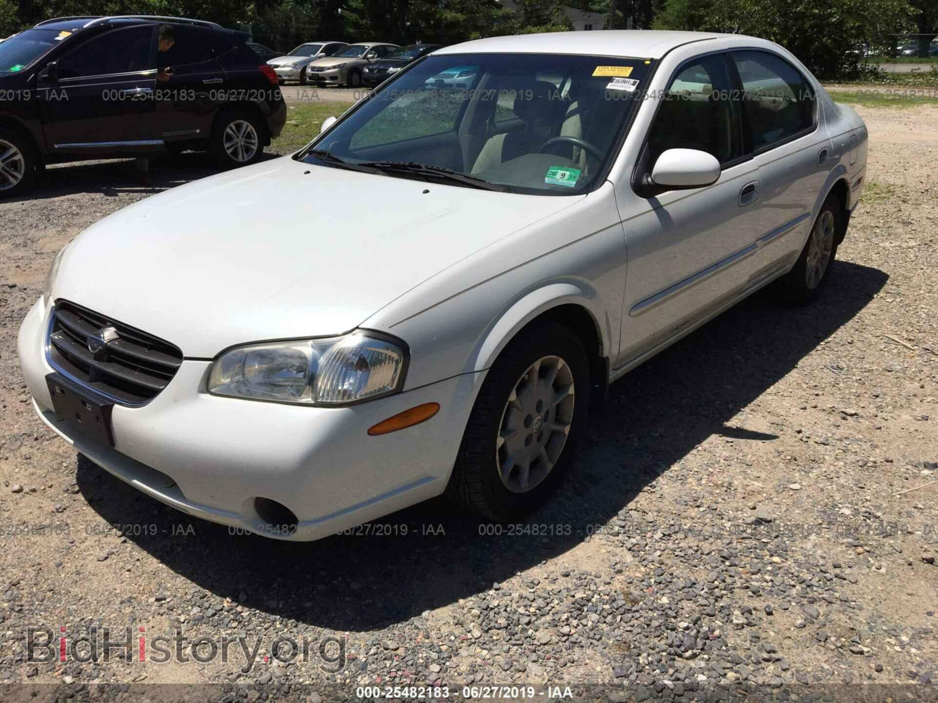 2000 NISSAN MAXIMA - VIN: JN1CA31D2YT720779 - Фото 2
