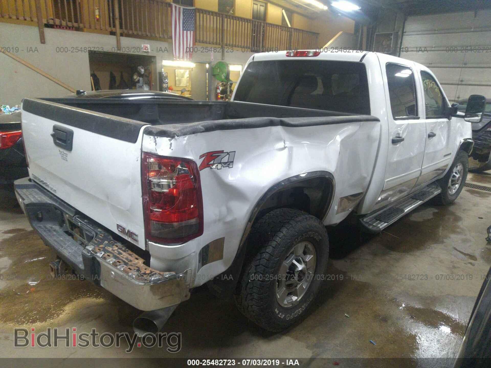 2011 GMC SIERRA - VIN: 1GT120E84BF142204 - Фото 4
