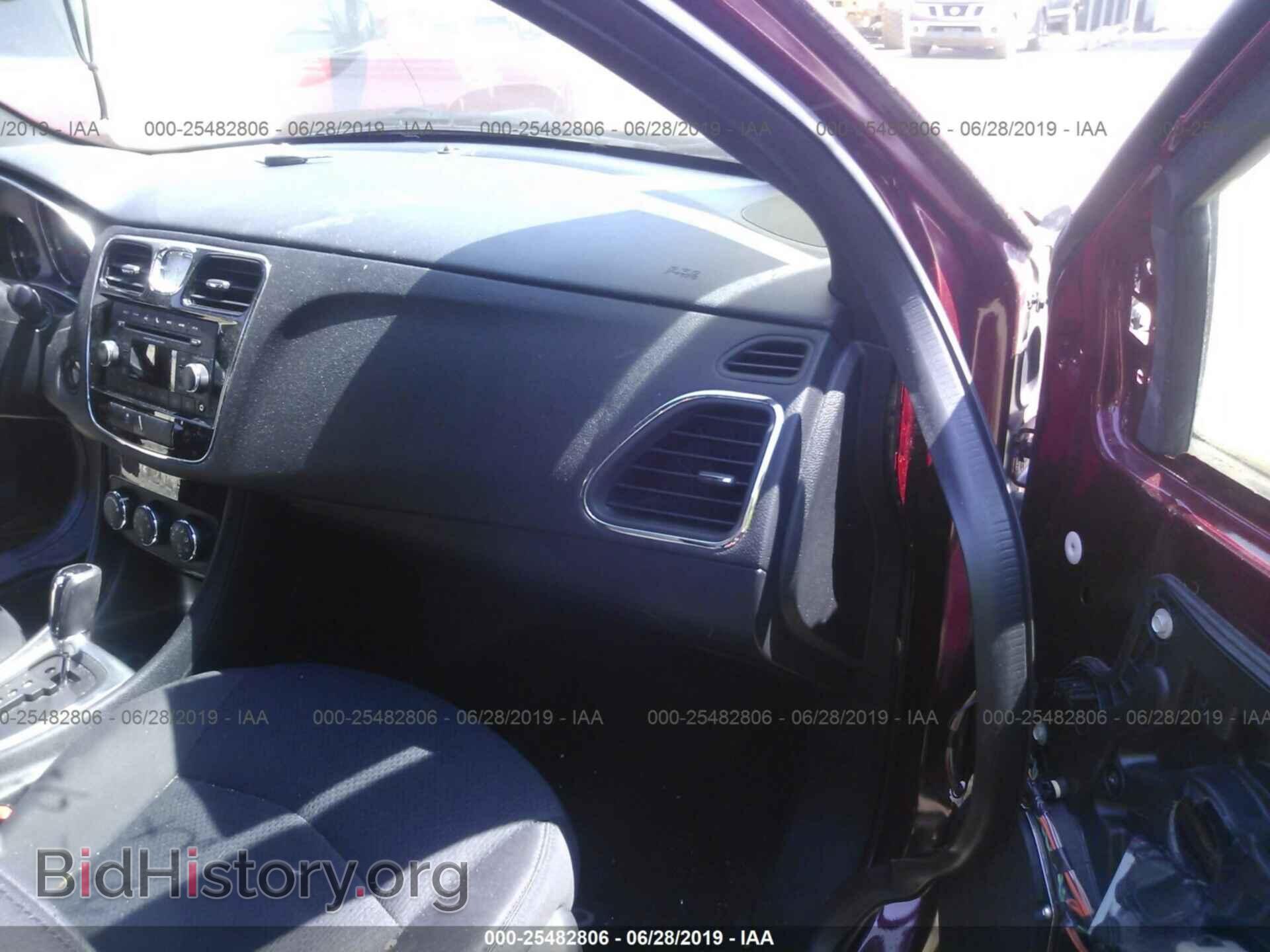 2012 CHRYSLER 200 - VIN: 1C3CCBBB5CN230398 - Photo 5