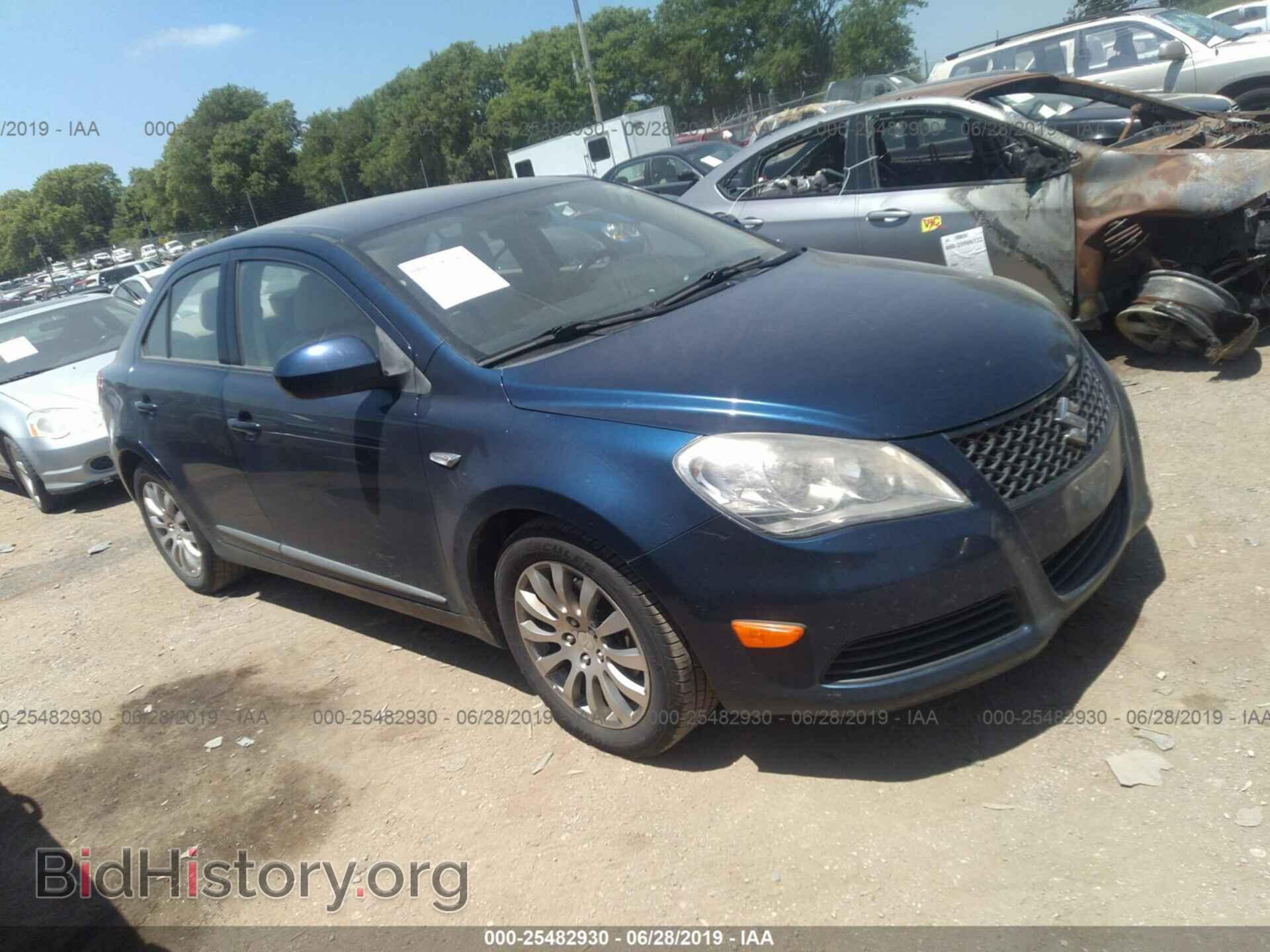 Фотография JS2RE9A39D6100273 - SUZUKI KIZASHI 2013