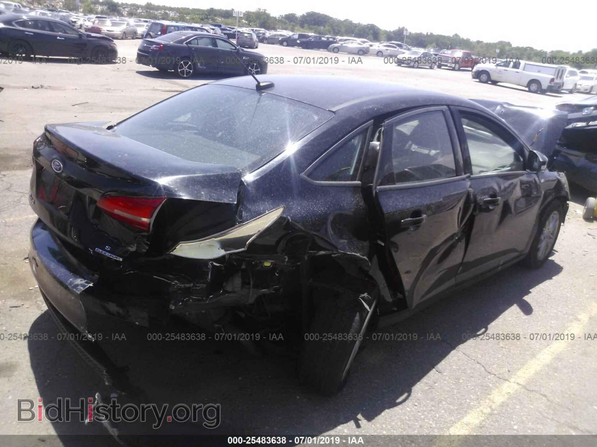 2016 FORD FOCUS - VIN: 1FADP3F27GL271854 - Photo 4