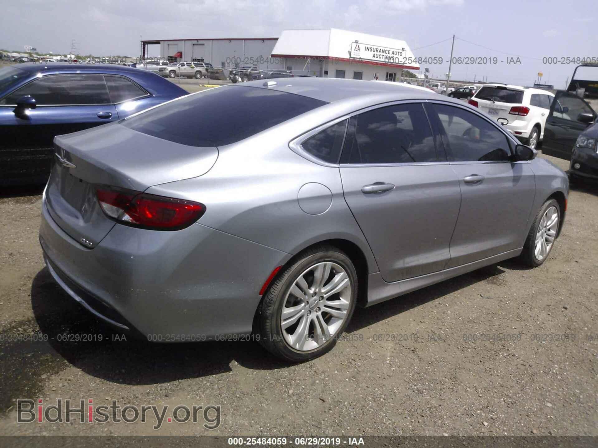 2016 CHRYSLER 200 - VIN: 1C3CCCAB2GN109583 - Photo 4