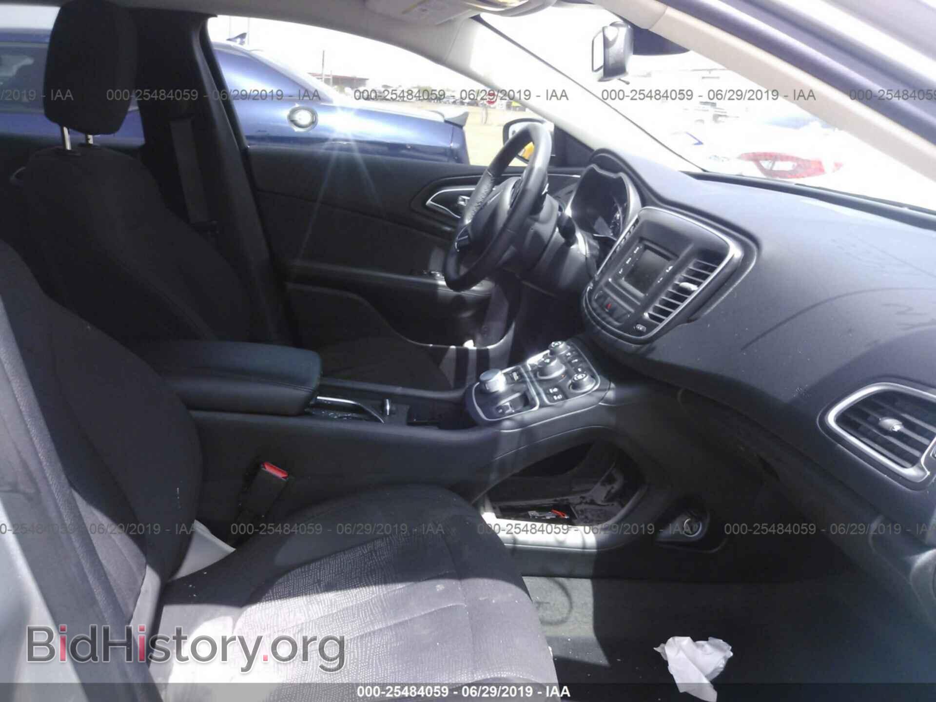 2016 CHRYSLER 200 - VIN: 1C3CCCAB2GN109583 - Photo 5