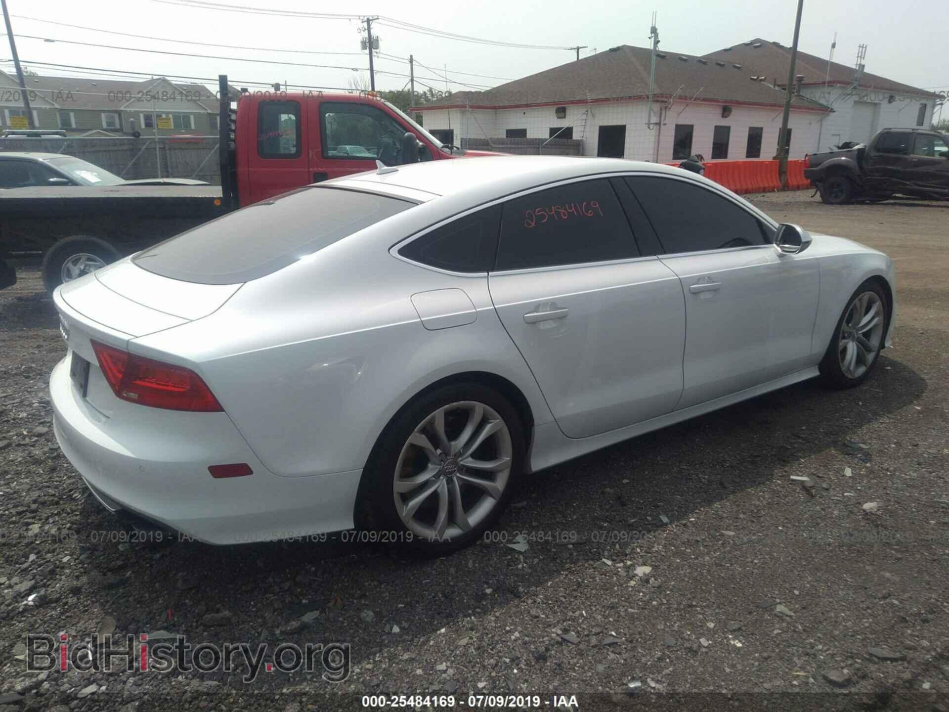 2013 AUDI S7 - VIN: WAU32AFCXDN145342 - Фото 4