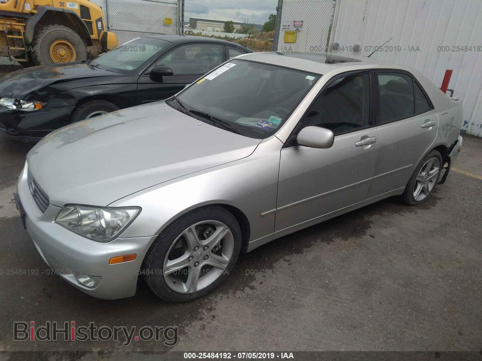 2001 LEXUS IS - VIN: JTHBD182610016227 - Photo 2