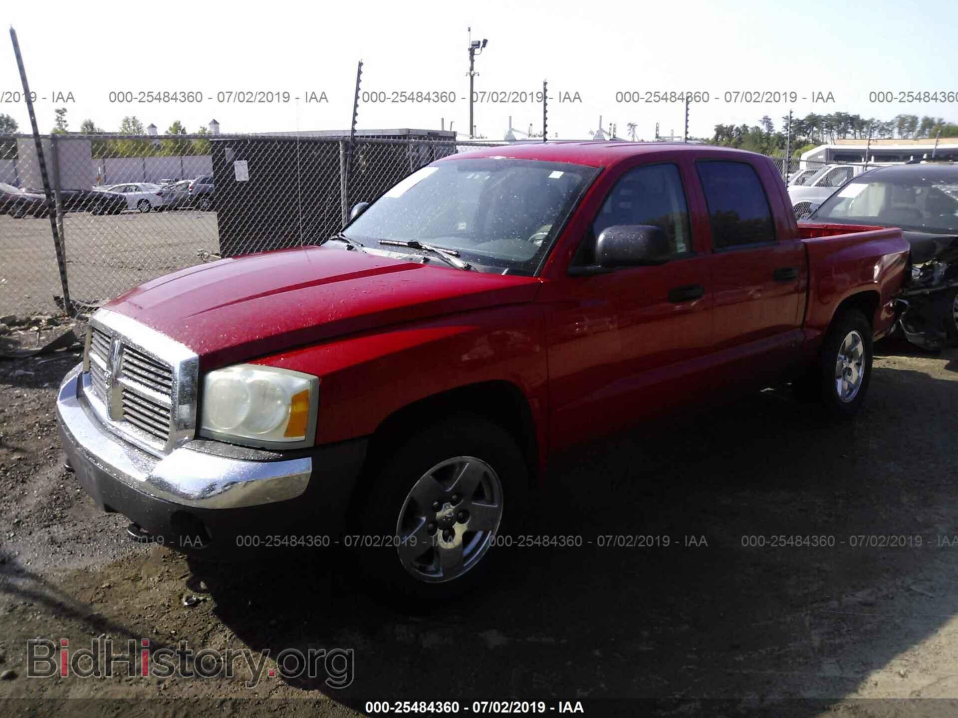 2005 DODGE DAKOTA - VIN: 1D7HW48K05S152120 - Фото 2