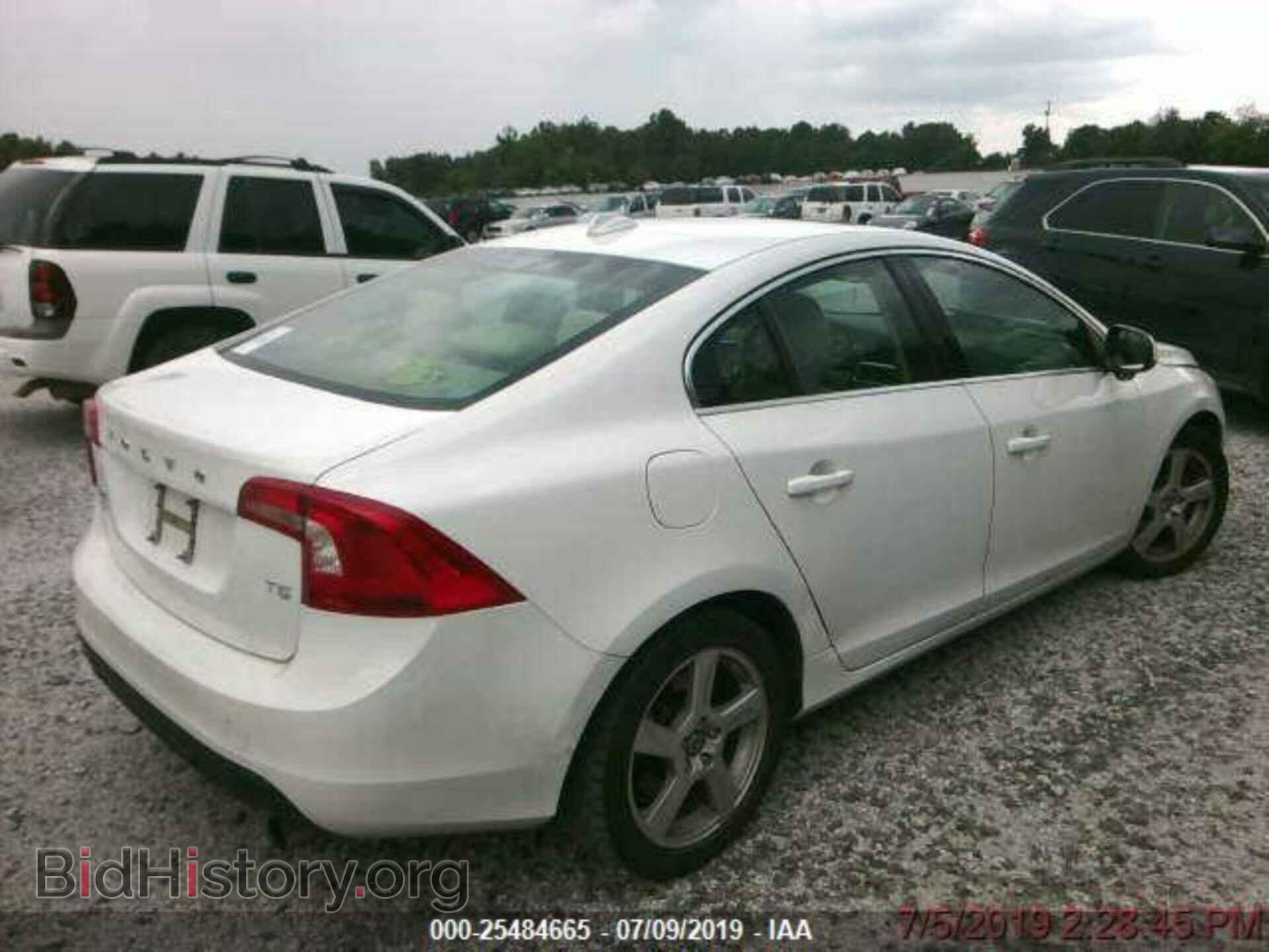 2012 VOLVO S60 - VIN: YV1622FS0C2048190 - Фото 2