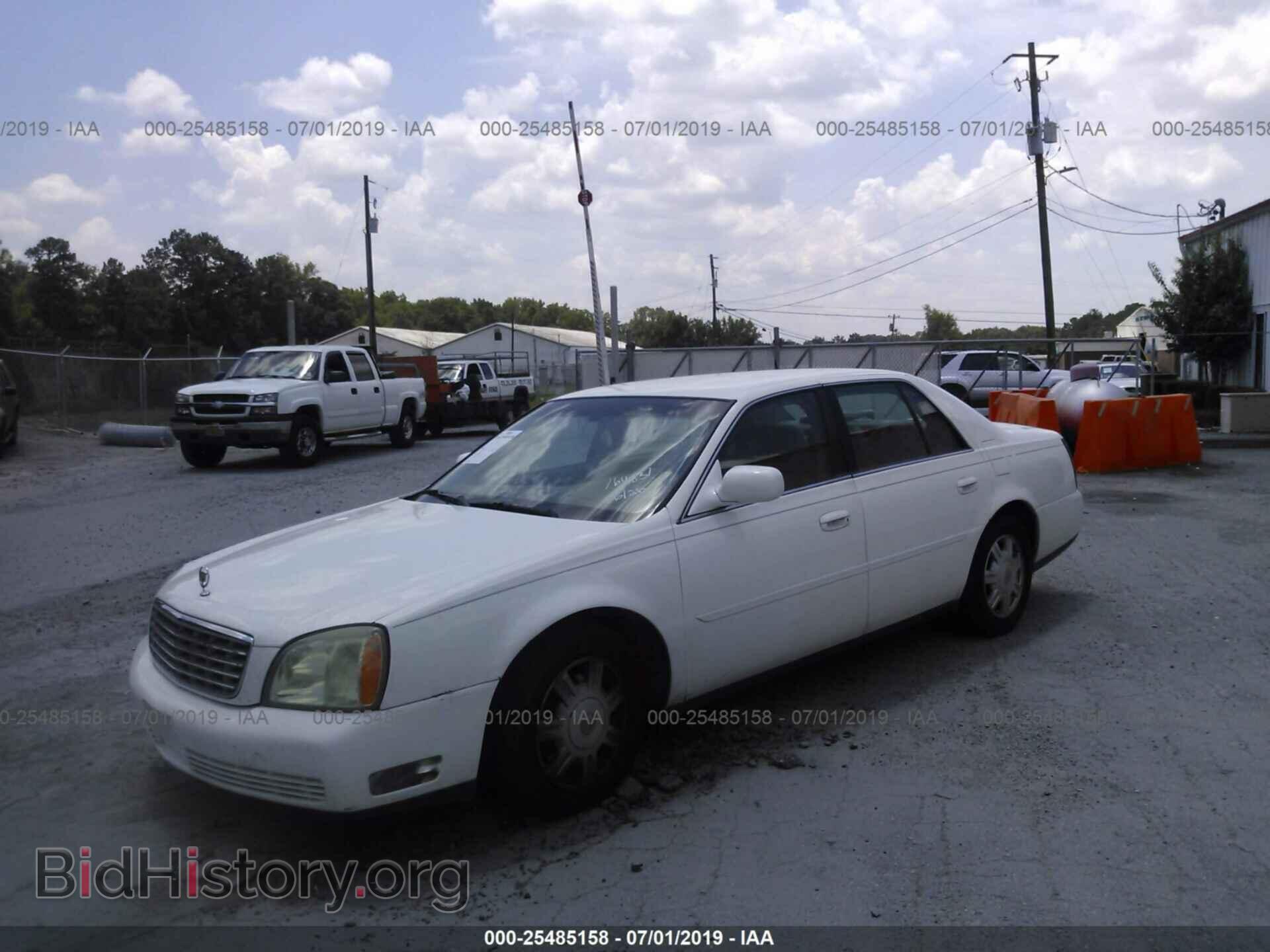 2004 CADILLAC DEVILLE - VIN: 1G6KD54Y04U164831 - Photo 2