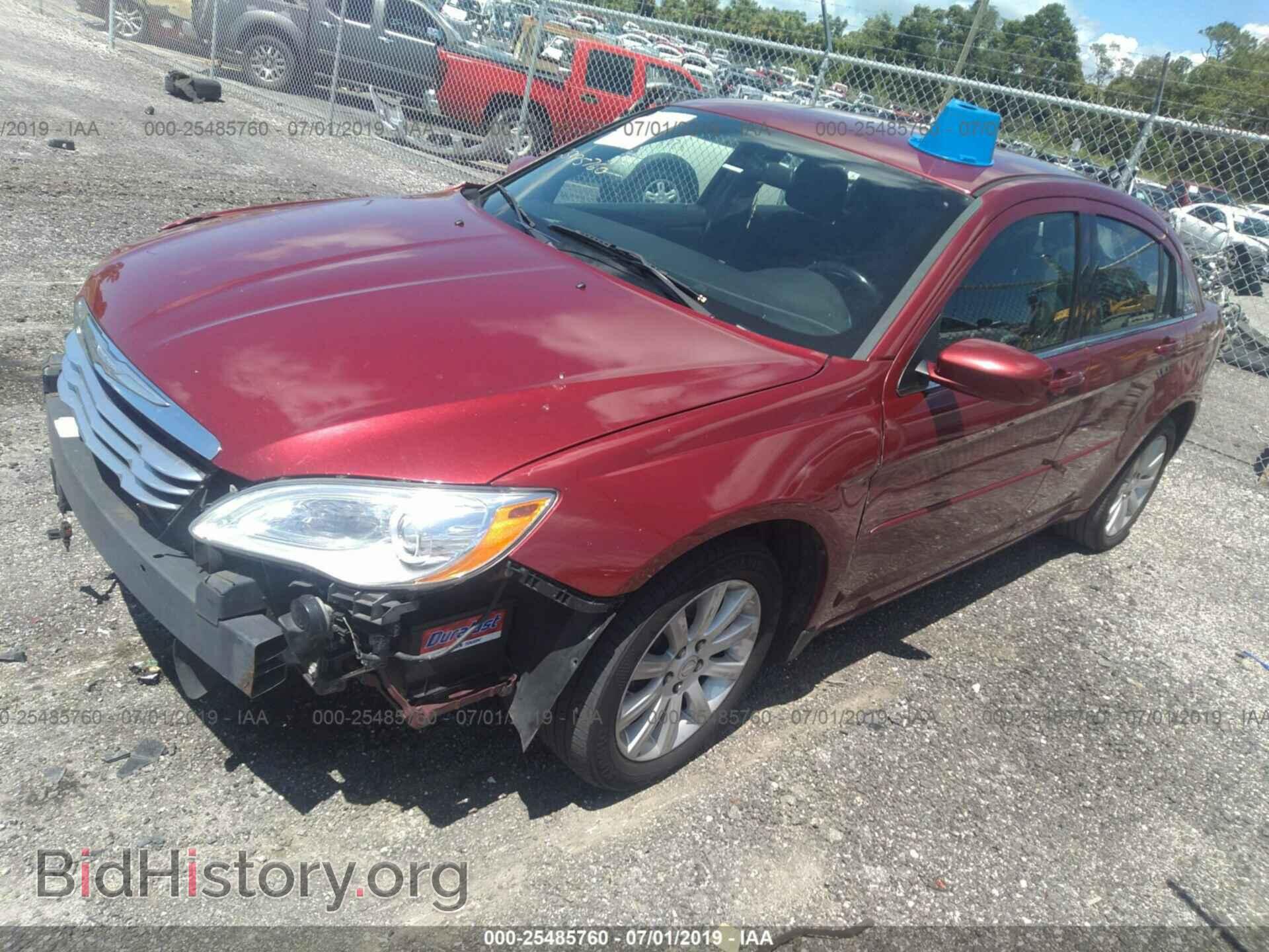 2014 CHRYSLER 200 - VIN: 1C3CCBBB8EN236831 - Photo 2