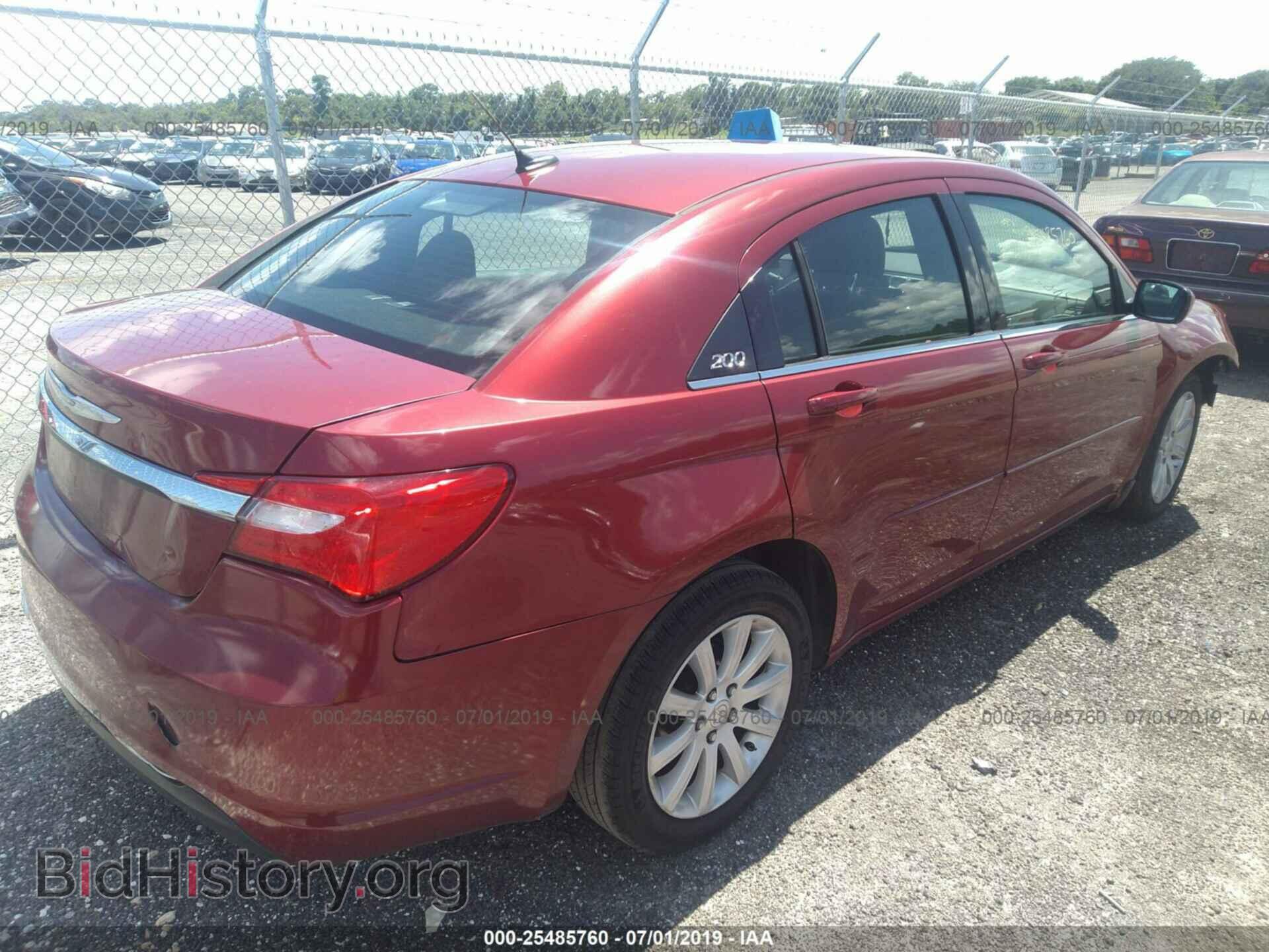 2014 CHRYSLER 200 - VIN: 1C3CCBBB8EN236831 - Photo 4