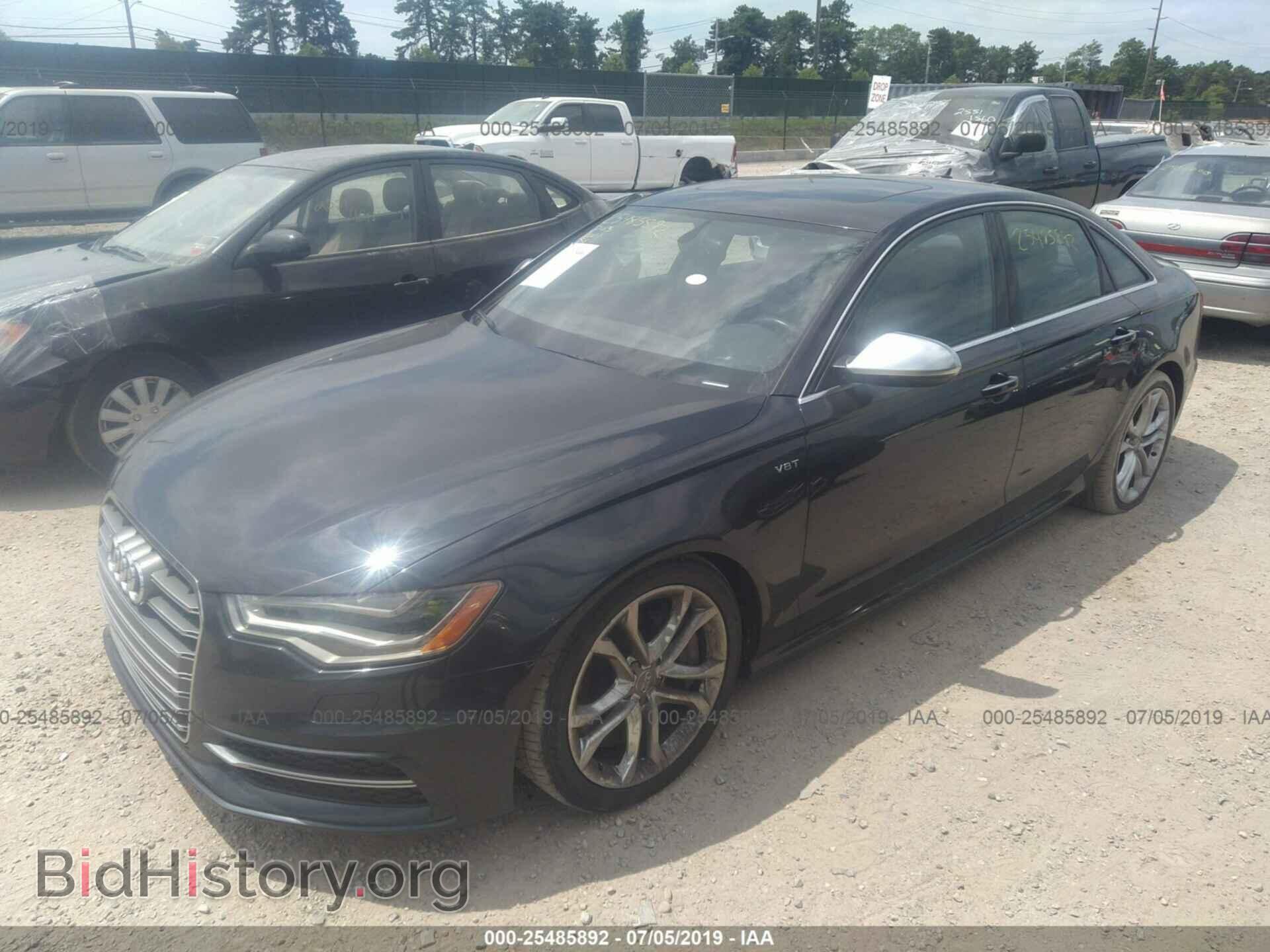 2013 AUDI S6 - VIN: WAUF2AFC9DN084644 - Фото 2