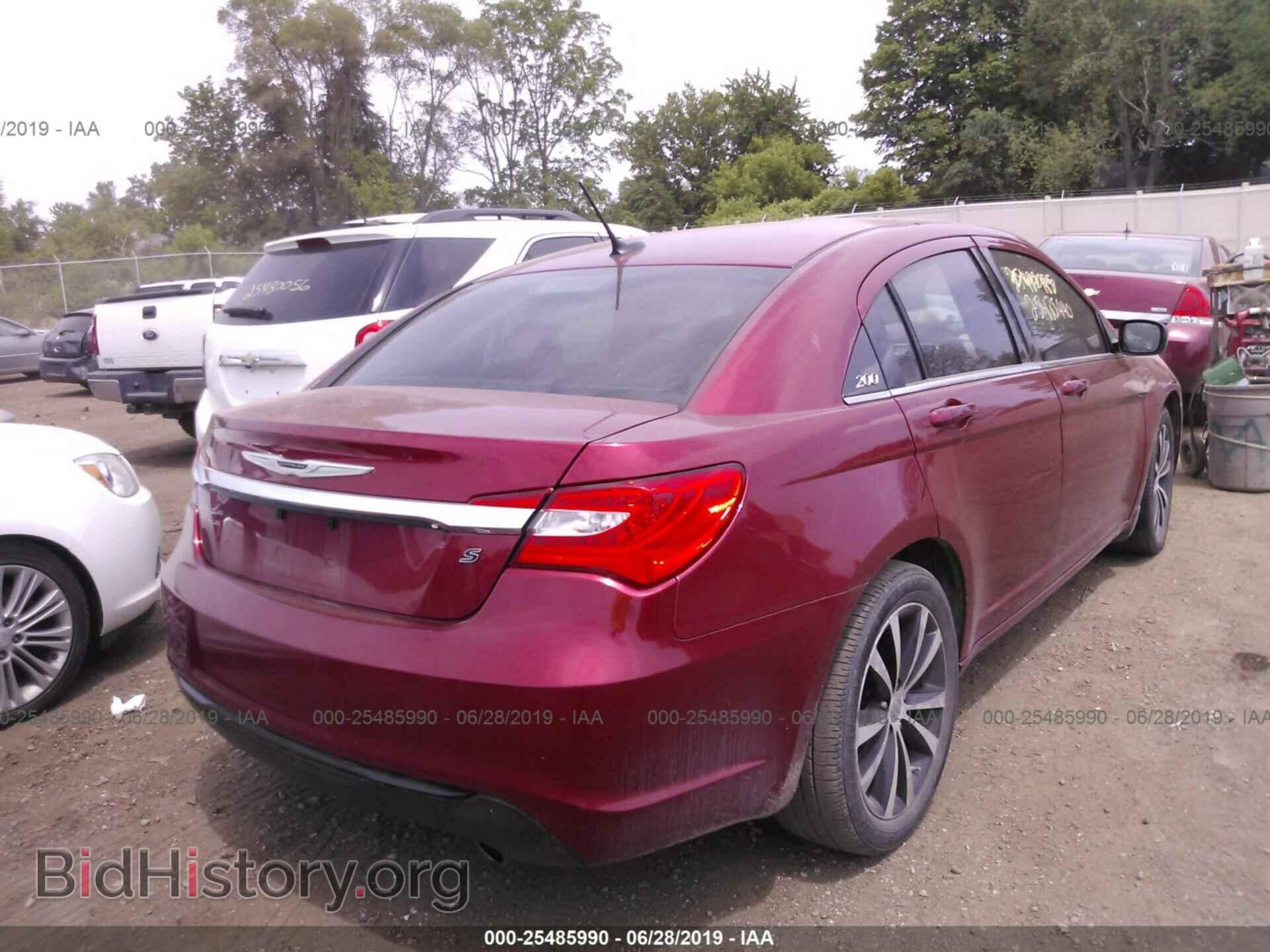 2013 CHRYSLER 200 - VIN: 1C3CCBCG9DN520820 - Фото 4