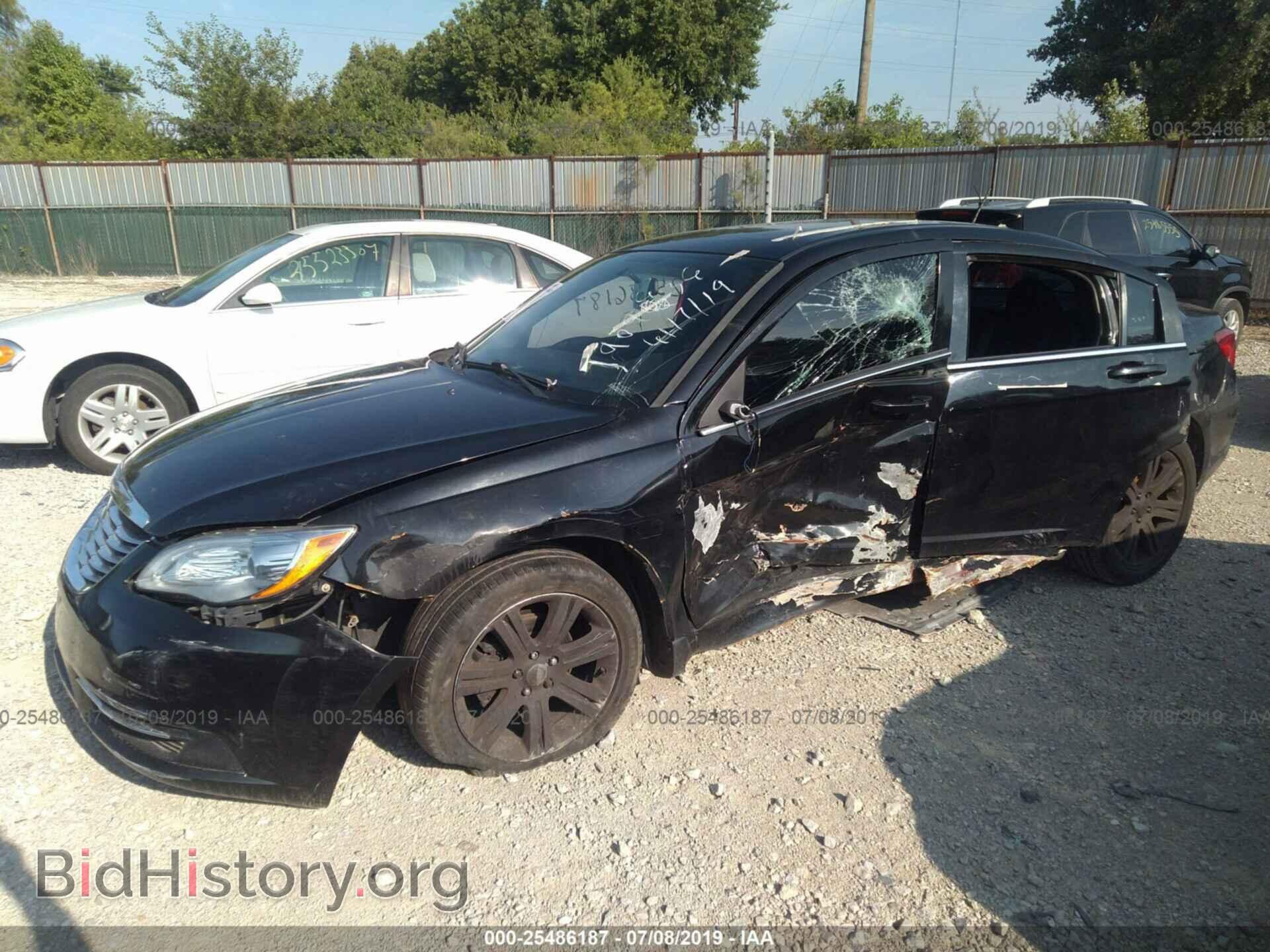 2011 CHRYSLER 200 - VIN: 1C3BC1FBXBN604079 - Фото 6