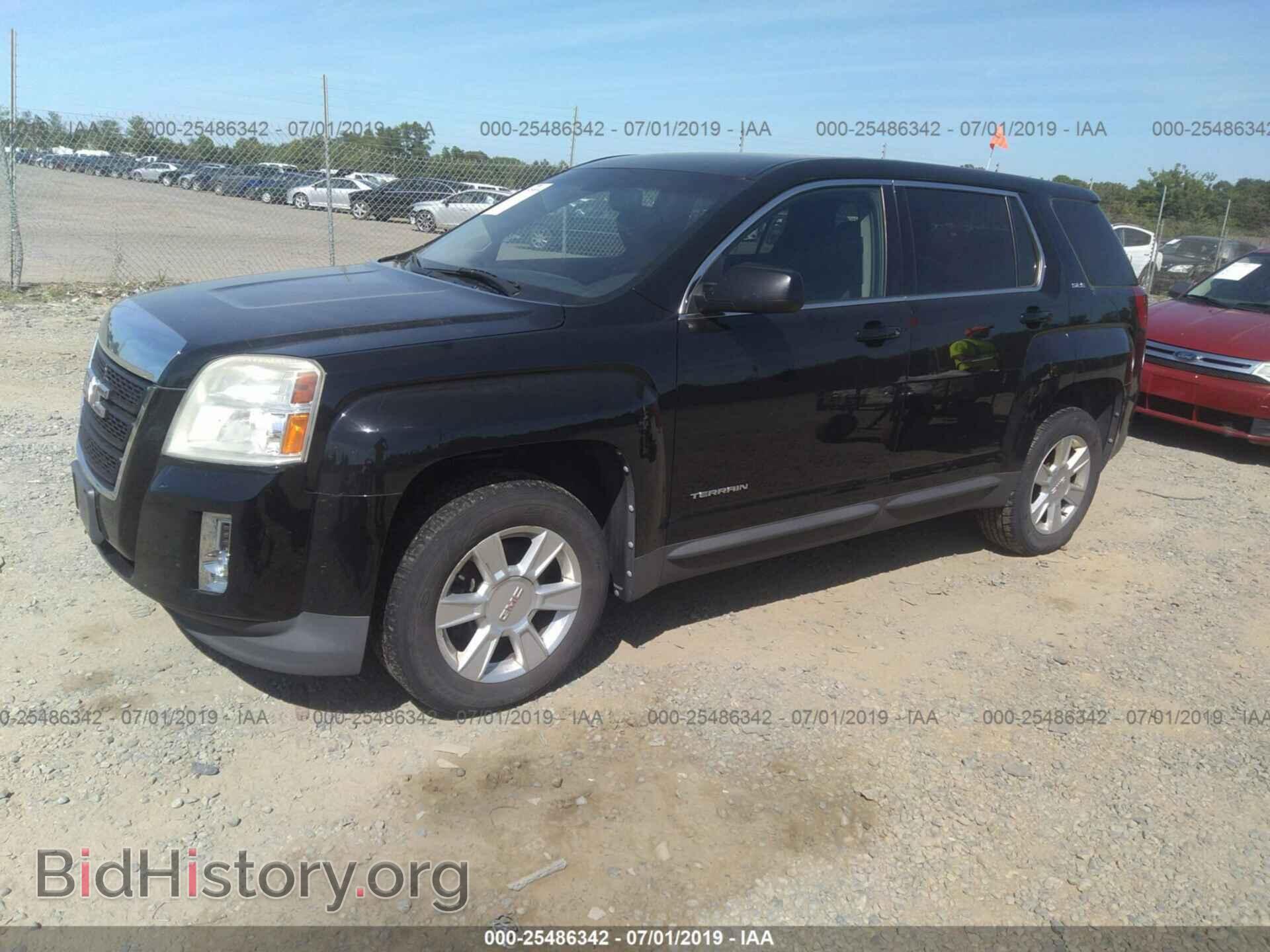 2010 GMC TERRAIN - VIN: 2CTALBEW2A6249014 - Photo 2