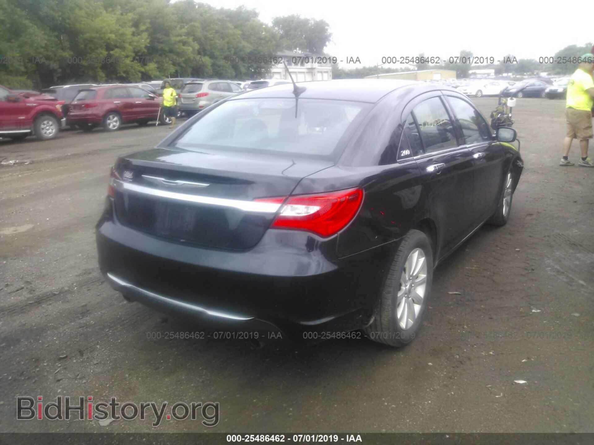 2013 CHRYSLER 200 - VIN: 1C3CCBCG7DN504535 - Photo 4