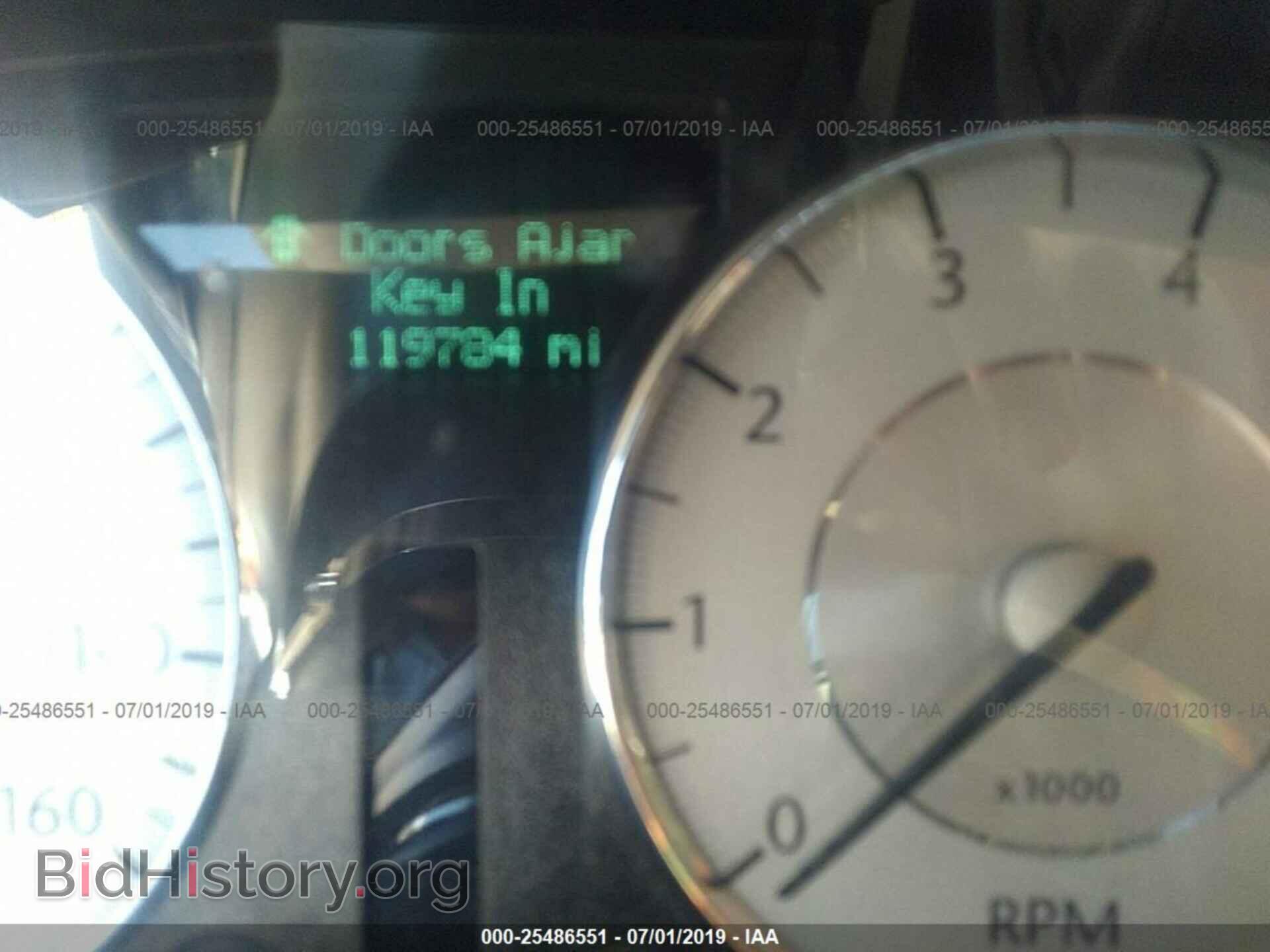 2010 CHRYSLER 300C - VIN: 2C3CA6CT2AH211348 - Photo 7