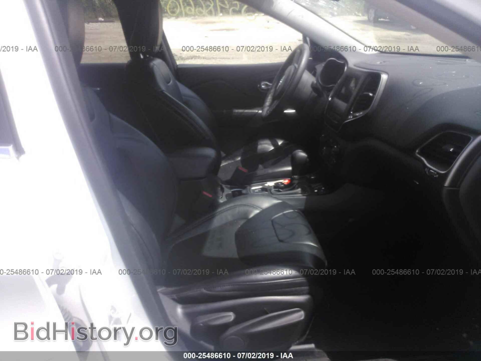 2019 JEEP CHEROKEE - VIN: 1C4PJMLB5KD214333 - Фото 5