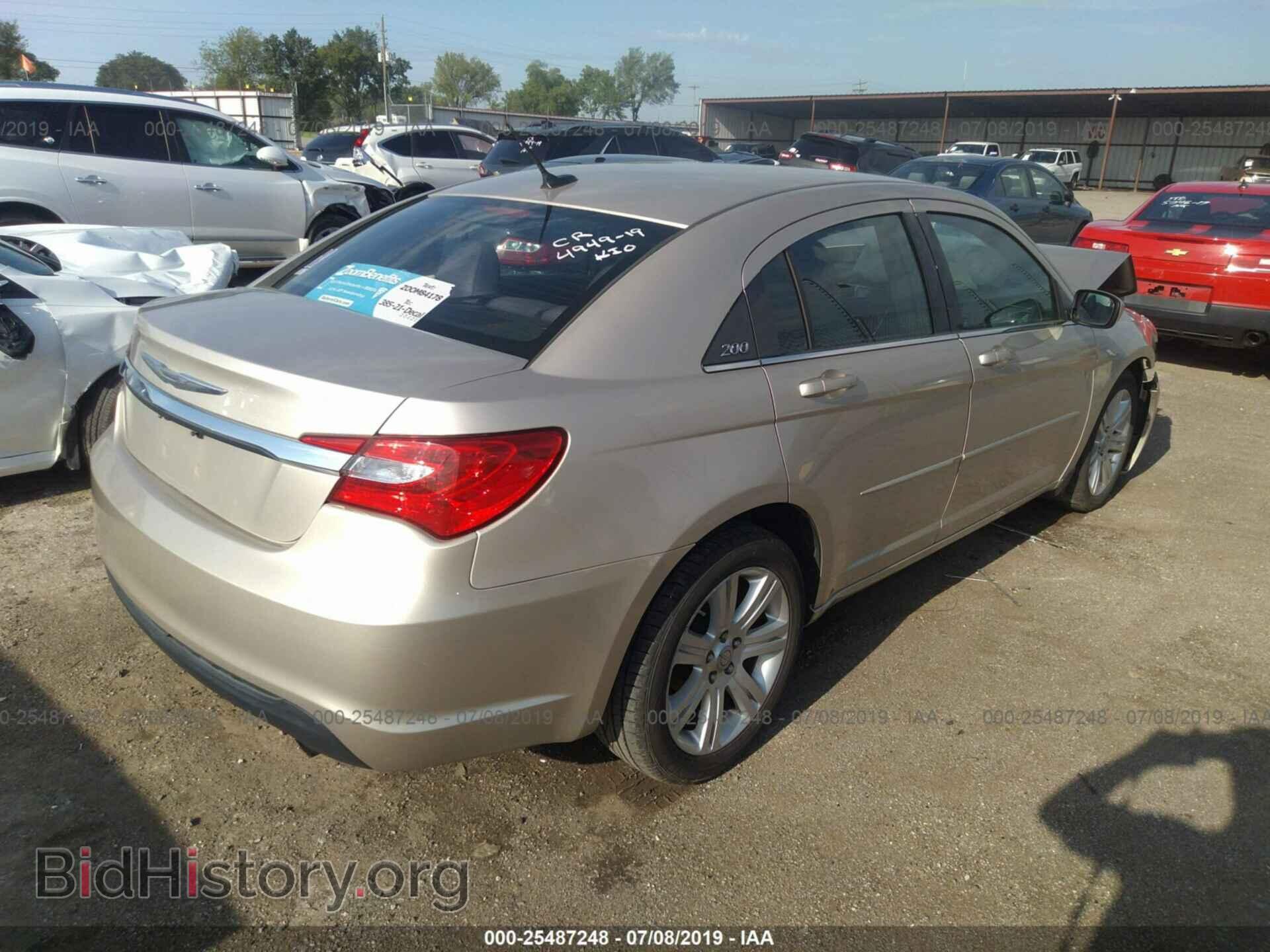 2013 CHRYSLER 200 - VIN: 1C3CCBBB4DN732255 - Фото 4