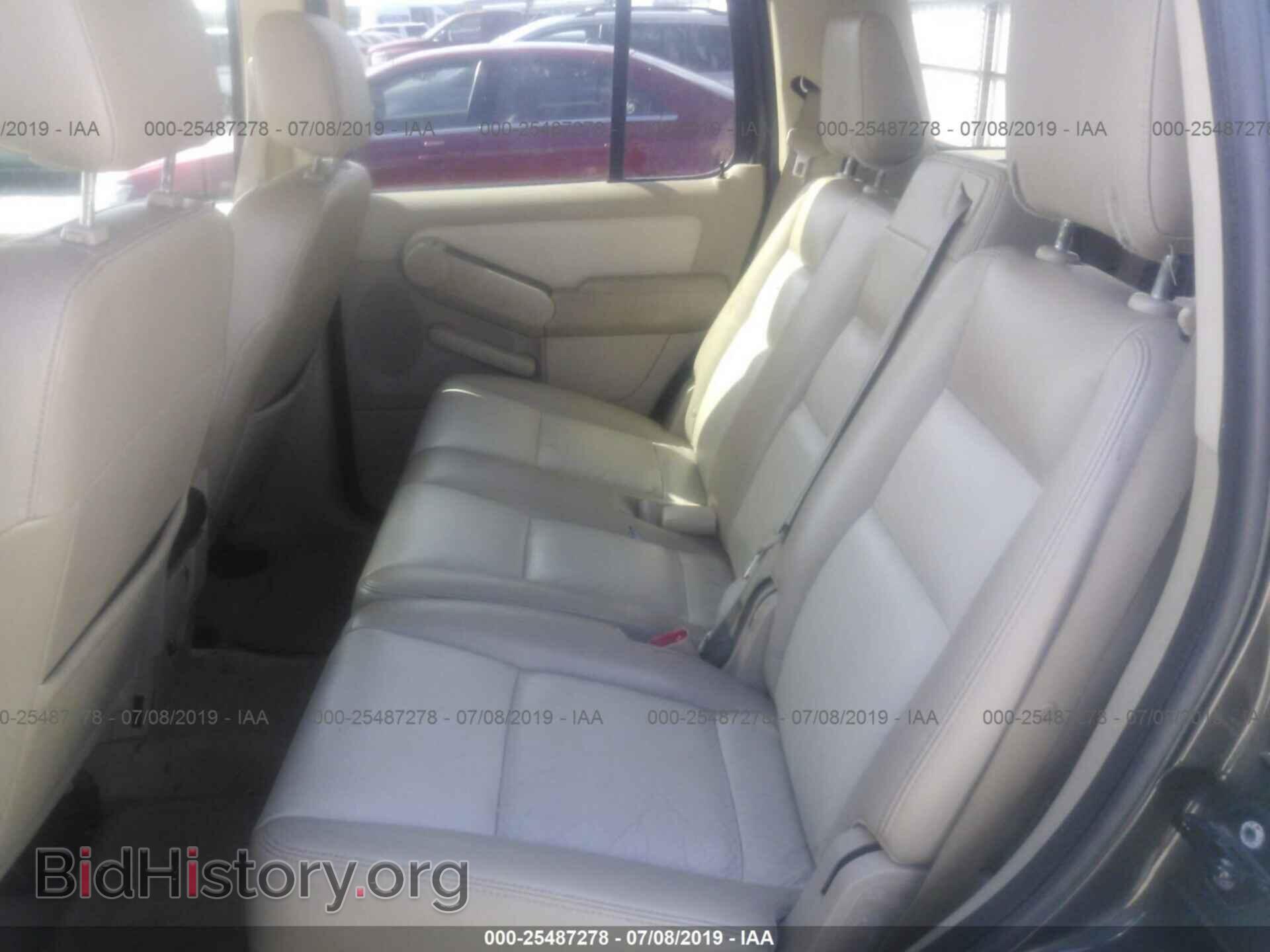 2006 FORD EXPLORER - VIN: 1FMEU63E66UA17001 - Фото 8
