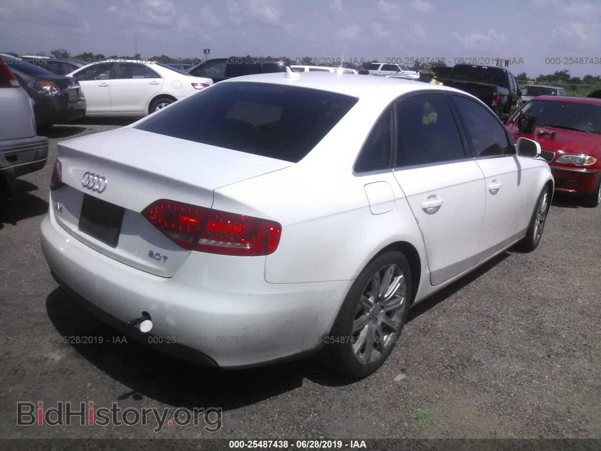 2010 AUDI A4 - VIN: WAUEFAFLXAN027011 - Фото 4