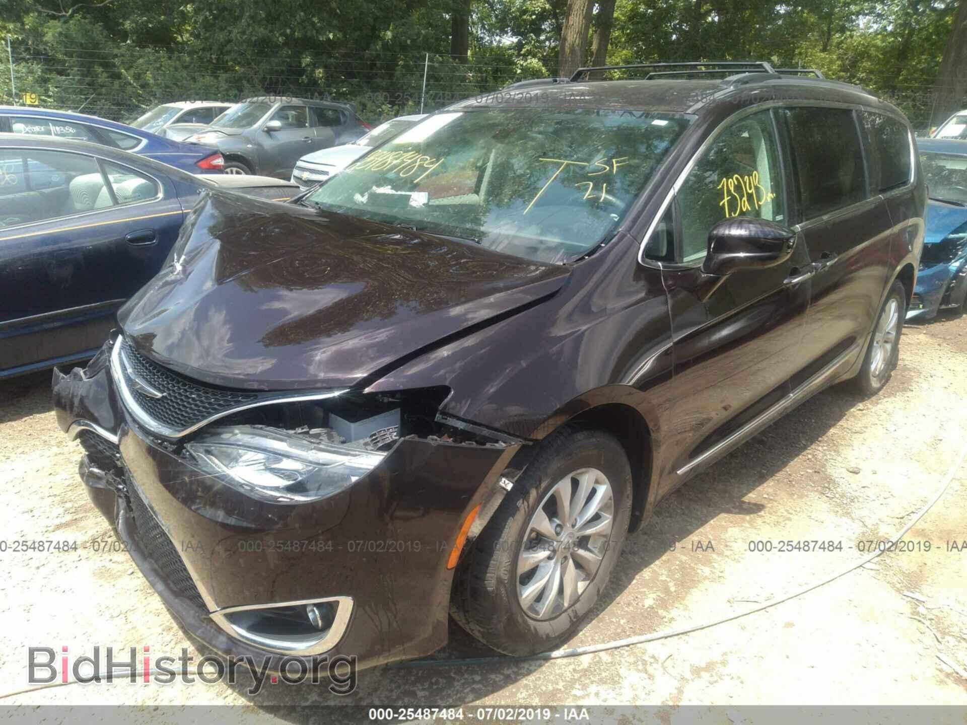 2017 CHRYSLER PACIFICA - VIN: 2C4RC1BG0HR613784 - Фото 2