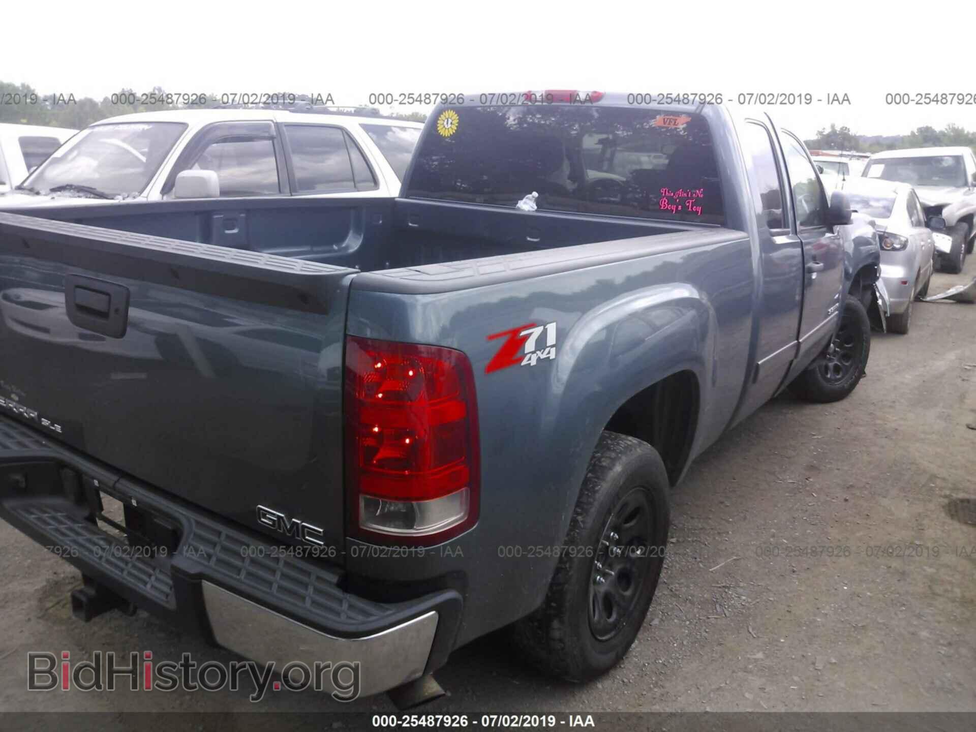 2011 GMC SIERRA - VIN: 1GTR2VE35BZ216264 - Фото 4
