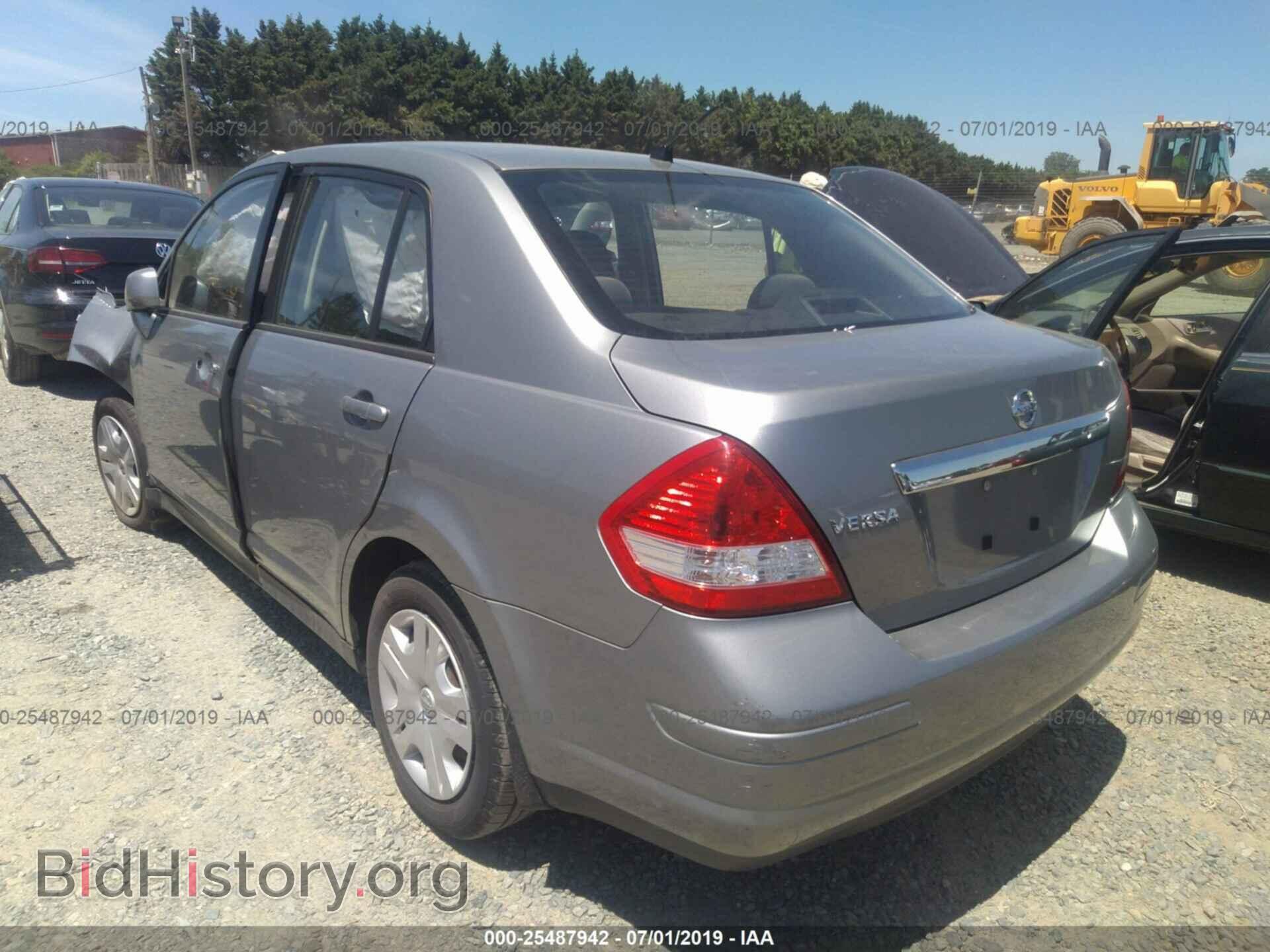 2011 NISSAN VERSA - VIN: 3N1BC1AP3BL373401 - Фото 3