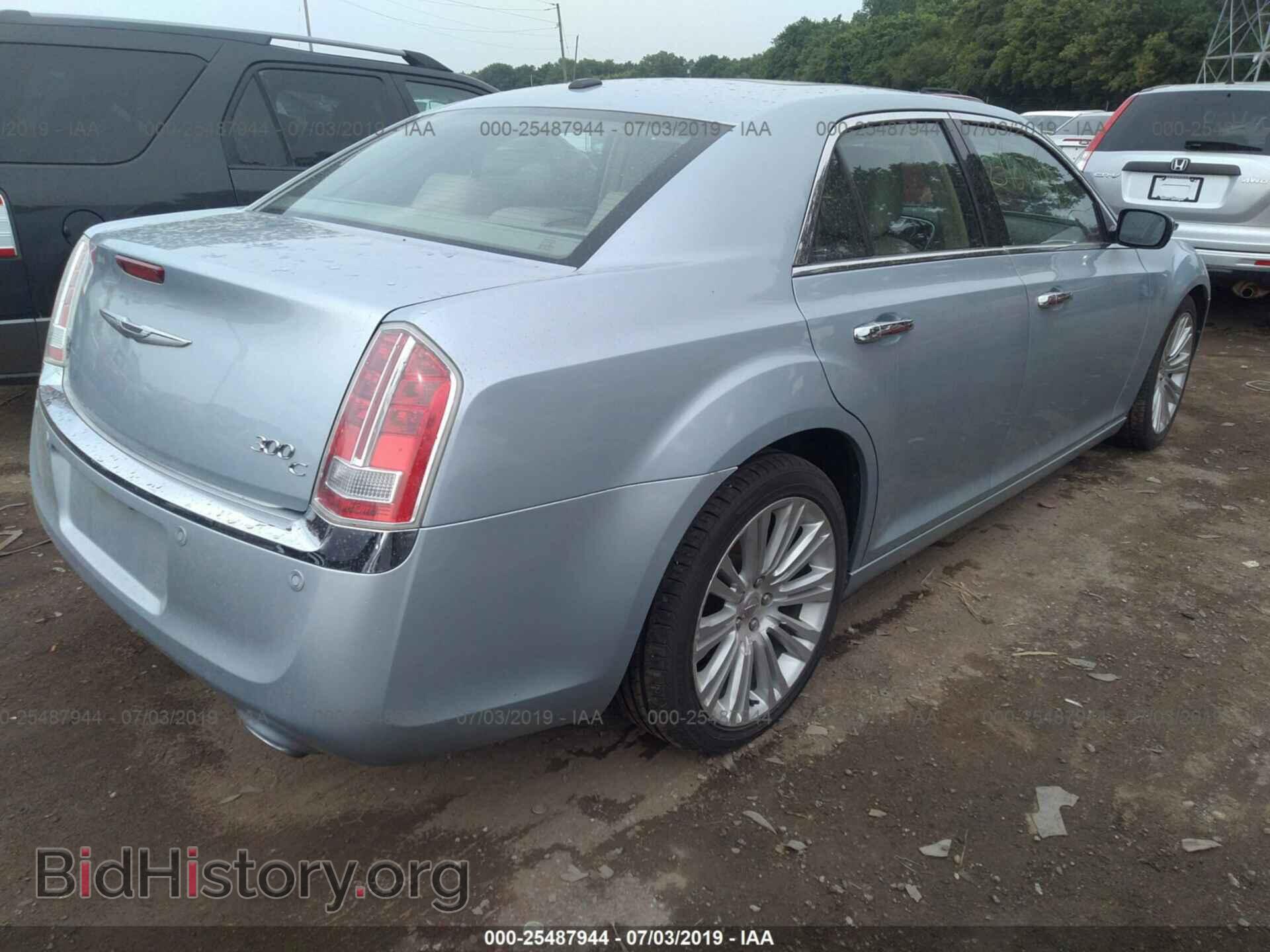 2013 CHRYSLER 300C - VIN: 2C3CCAET6DH659221 - Фото 4