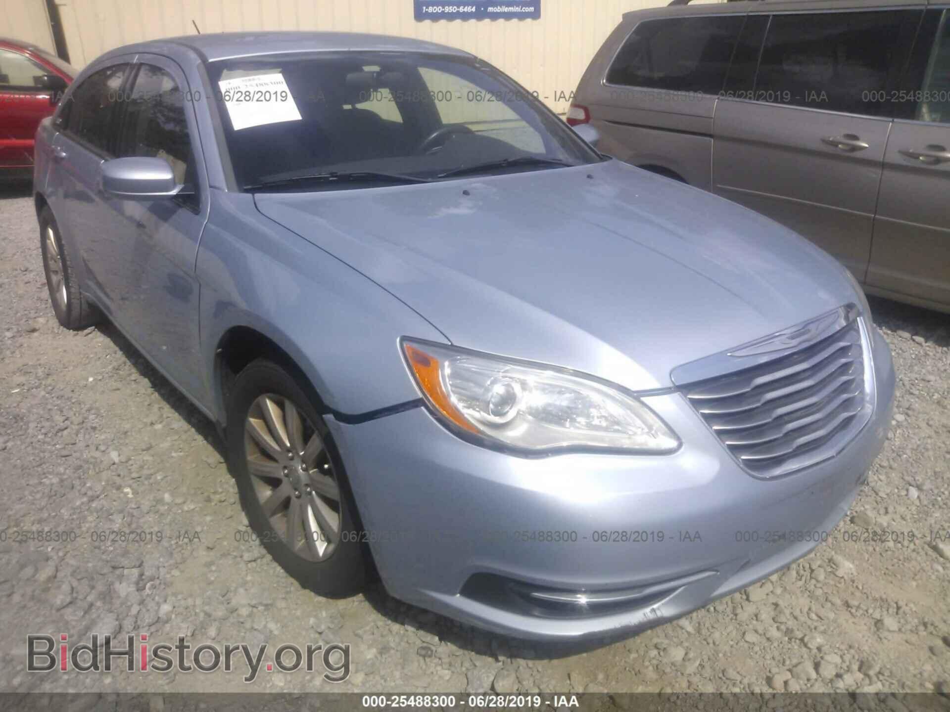 Фотография 1C3CCBBB0DN593063 - CHRYSLER 200 2013
