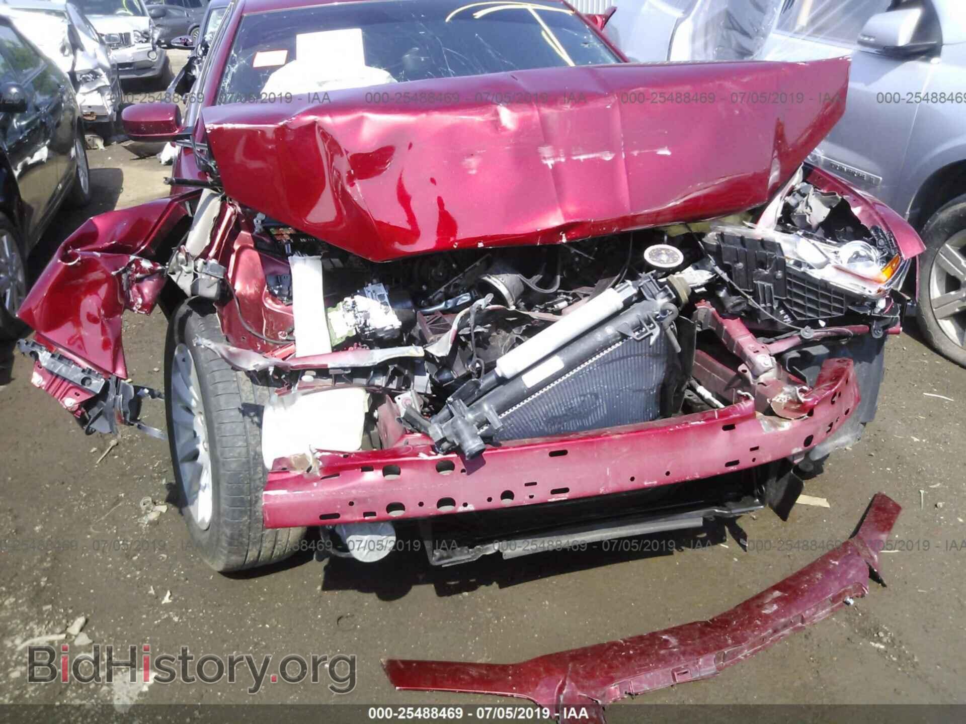 2014 CHRYSLER 300 - VIN: 2C3CCAAG7EH354448 - Фото 6