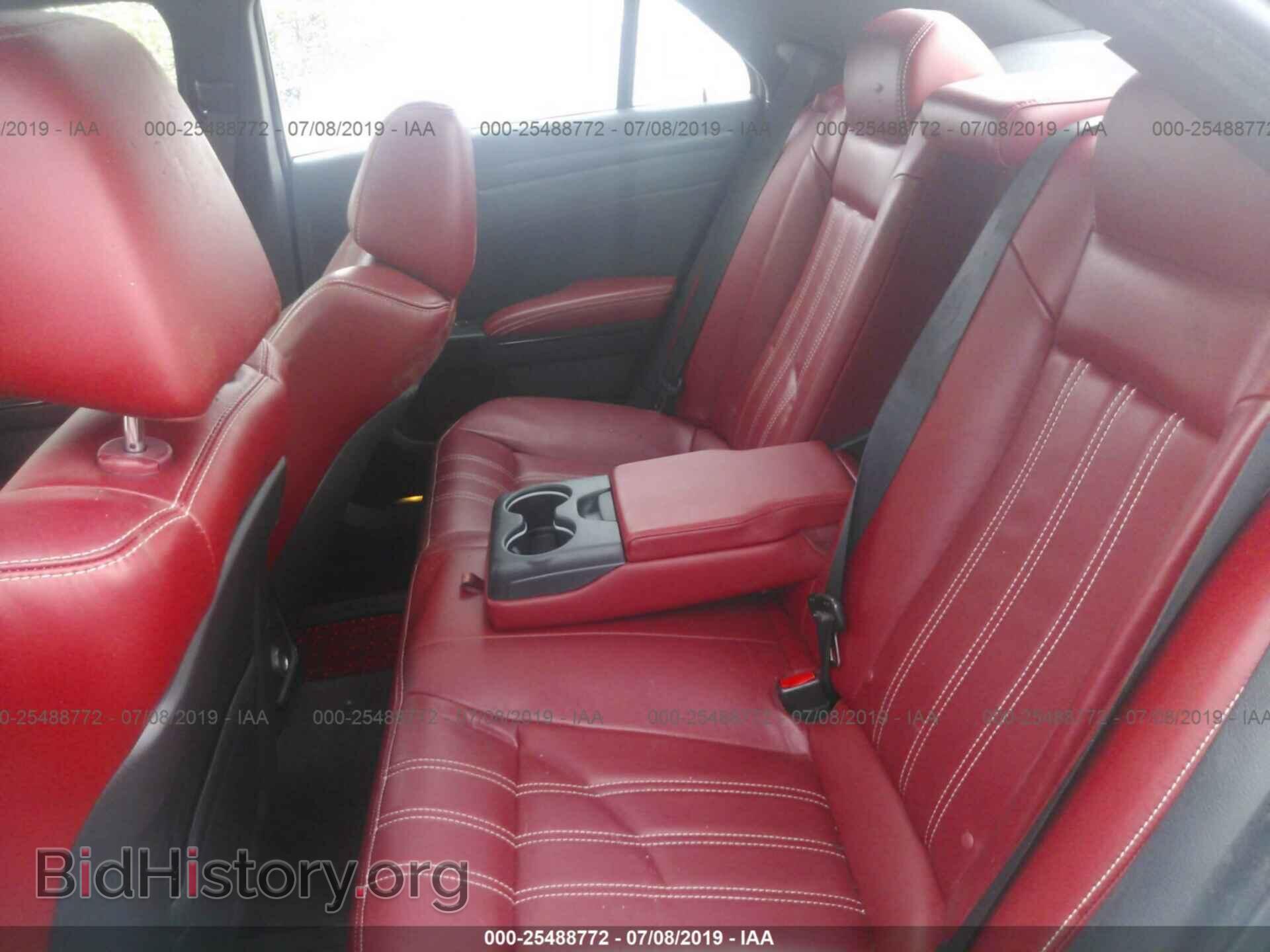 2014 CHRYSLER 300 - VIN: 2C3CCABG6EH209318 - Фото 8